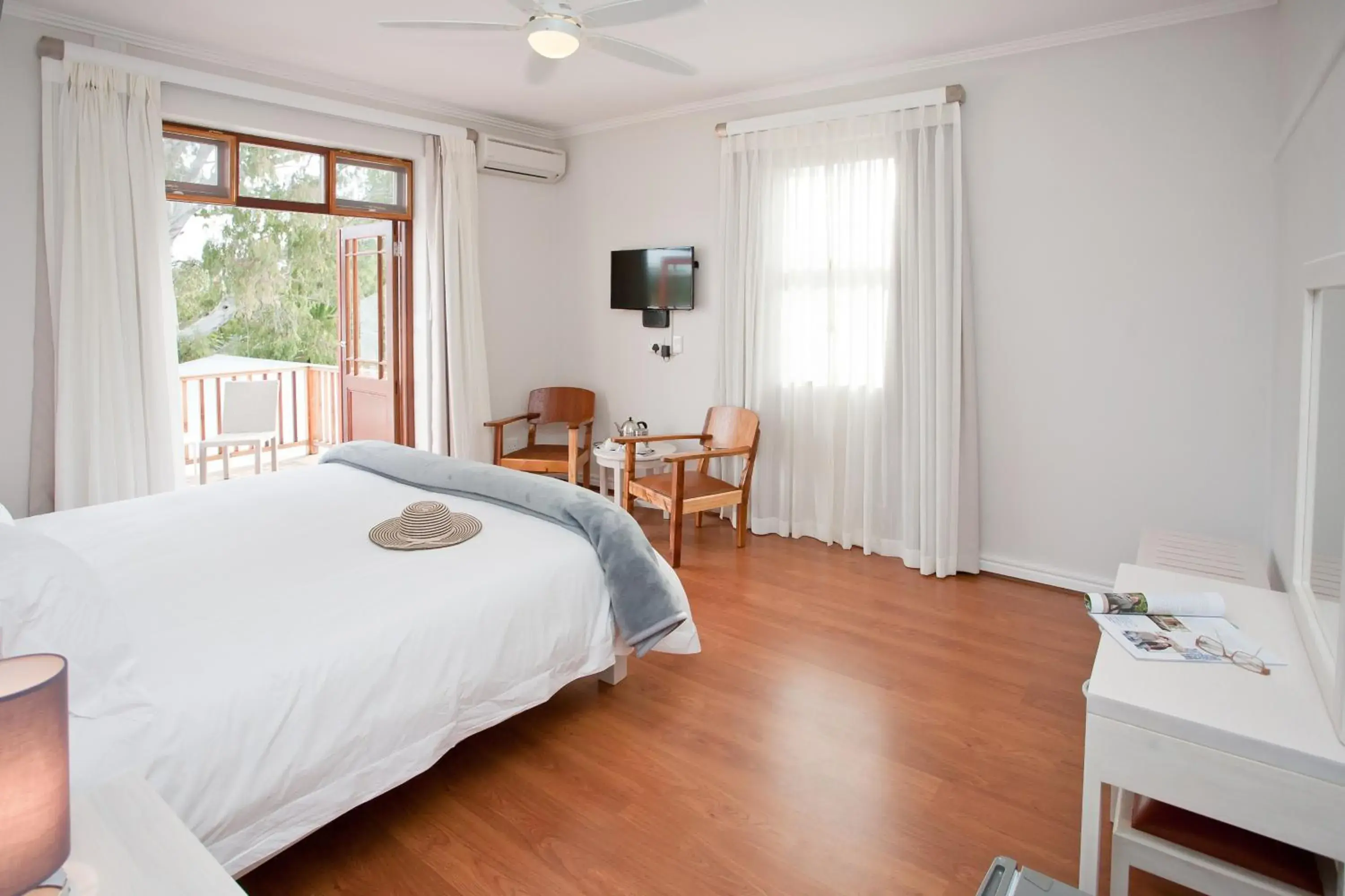 Double Room - single occupancy in The Queen Of Calitzdorp Double Room - single occupancy in The Queen Of Calitzdorp