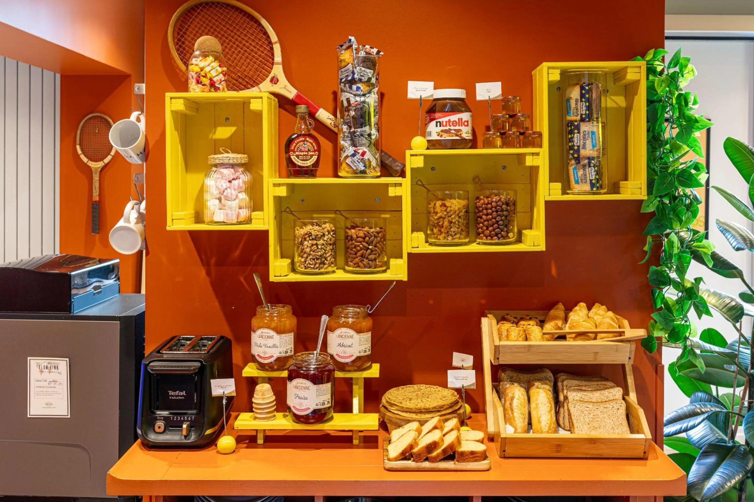 Food in Hotel Olympic Paris Boulogne by Patrick Hayat