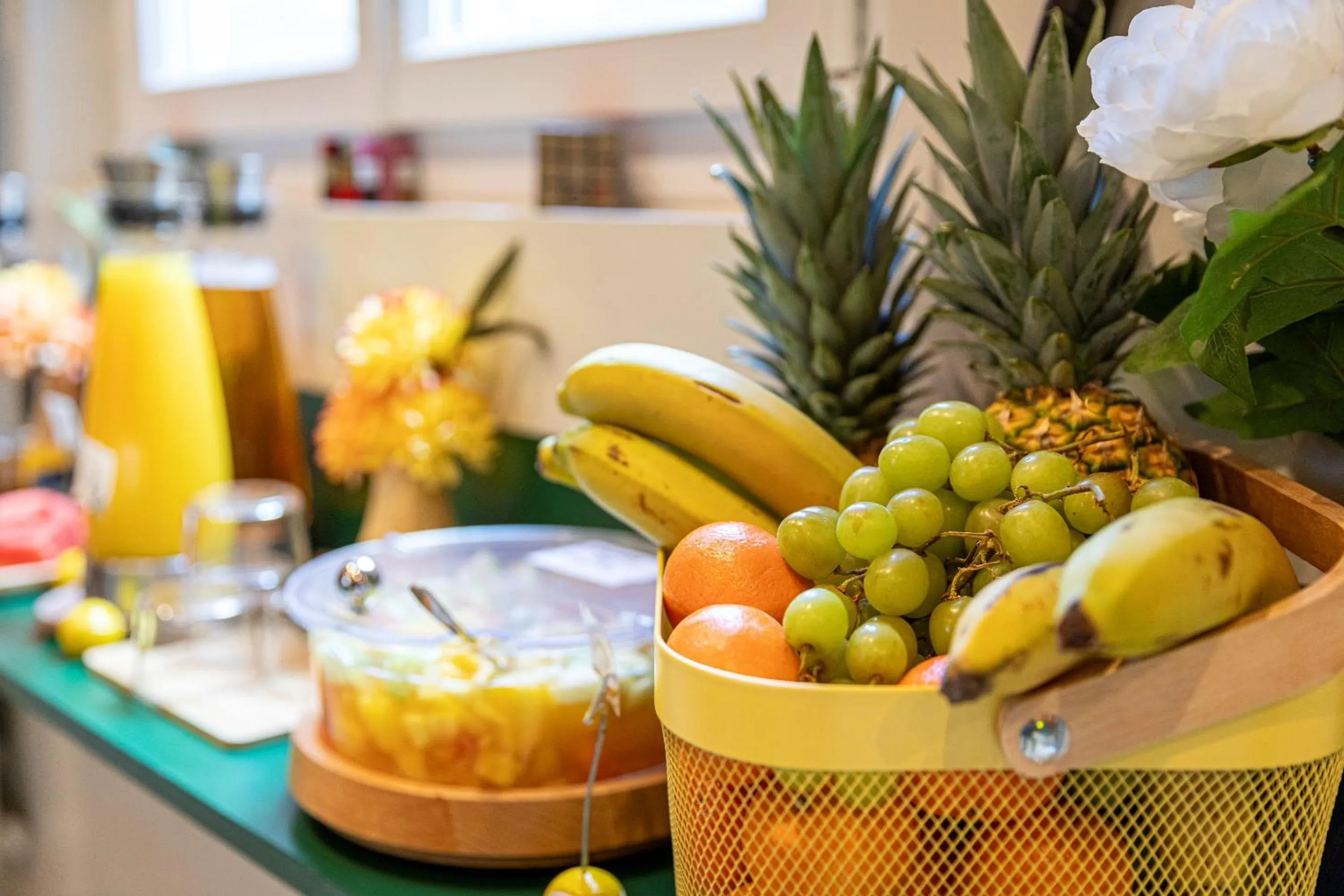 Food and drinks in Hotel Olympic Paris Boulogne by Patrick Hayat