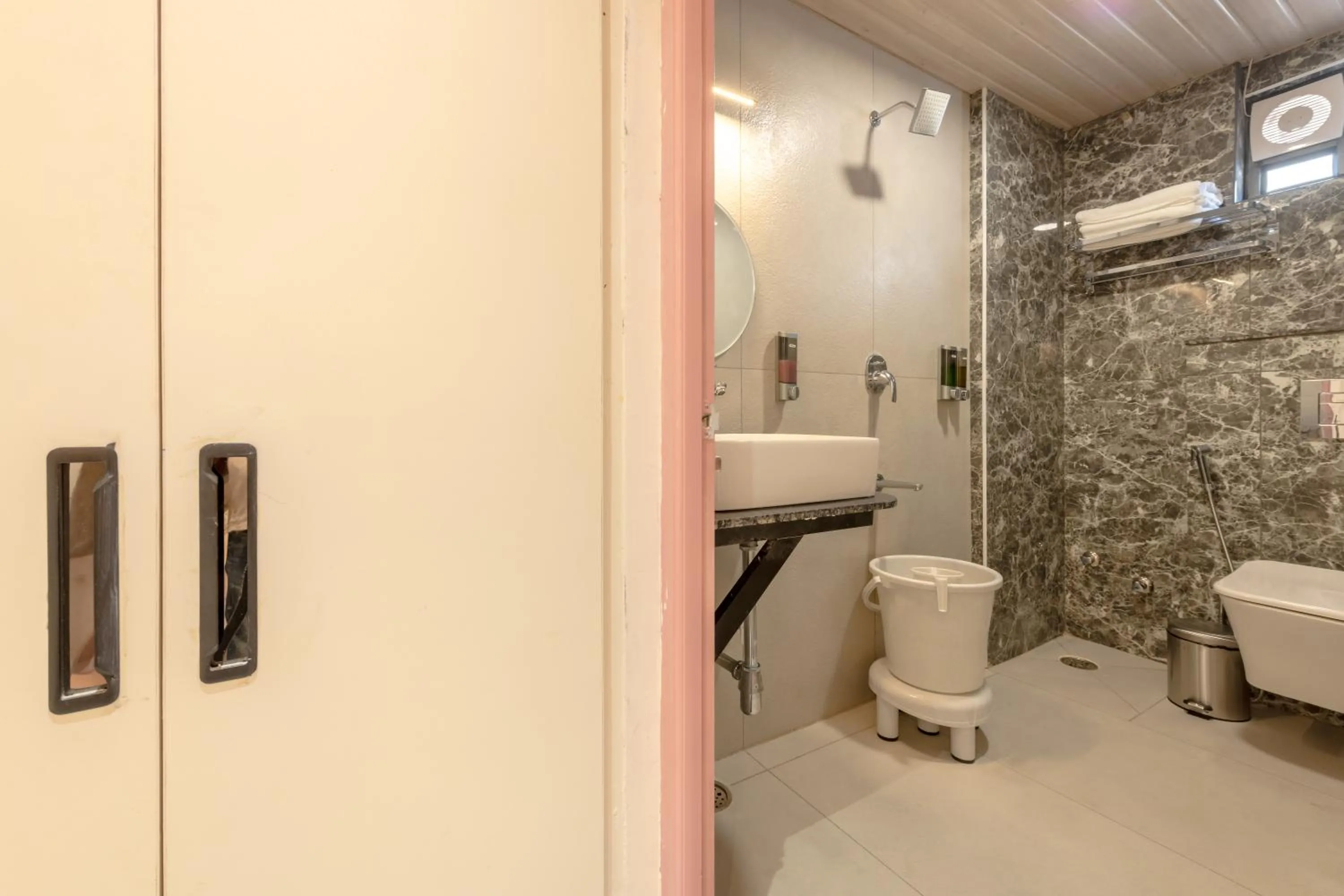 Shower in Legacy Inn, Mysore