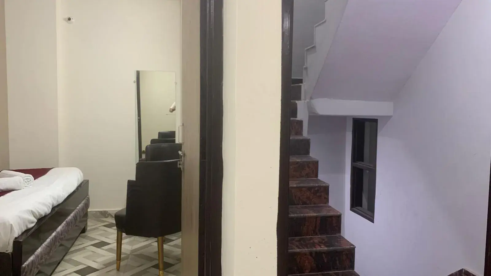 Standard Double Room in Hotel Glass Castle Near Yashobhoomi Standard Double Room in Hotel Glass Castle Near Yashobhoomi