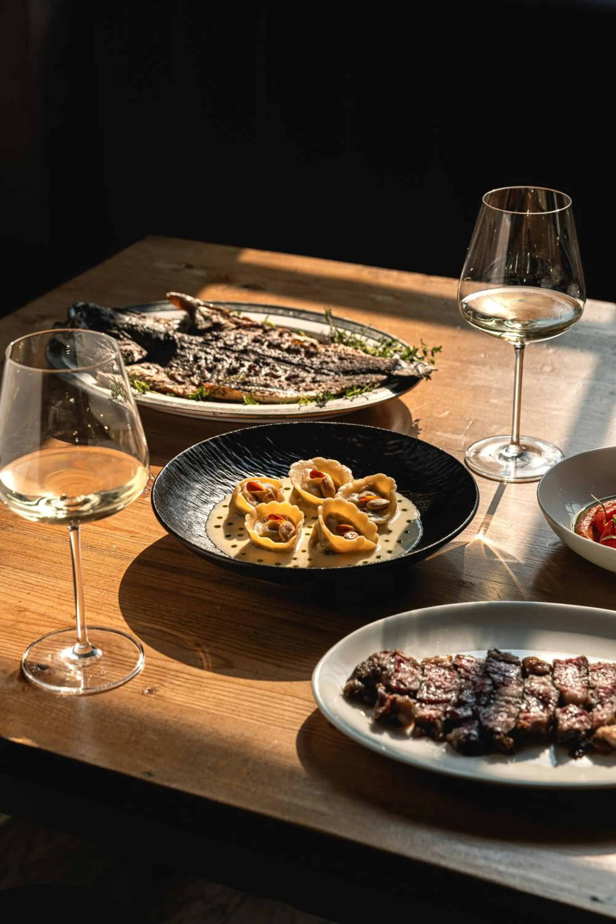 Food and drinks in Centrale Lustica Bay by Angsana