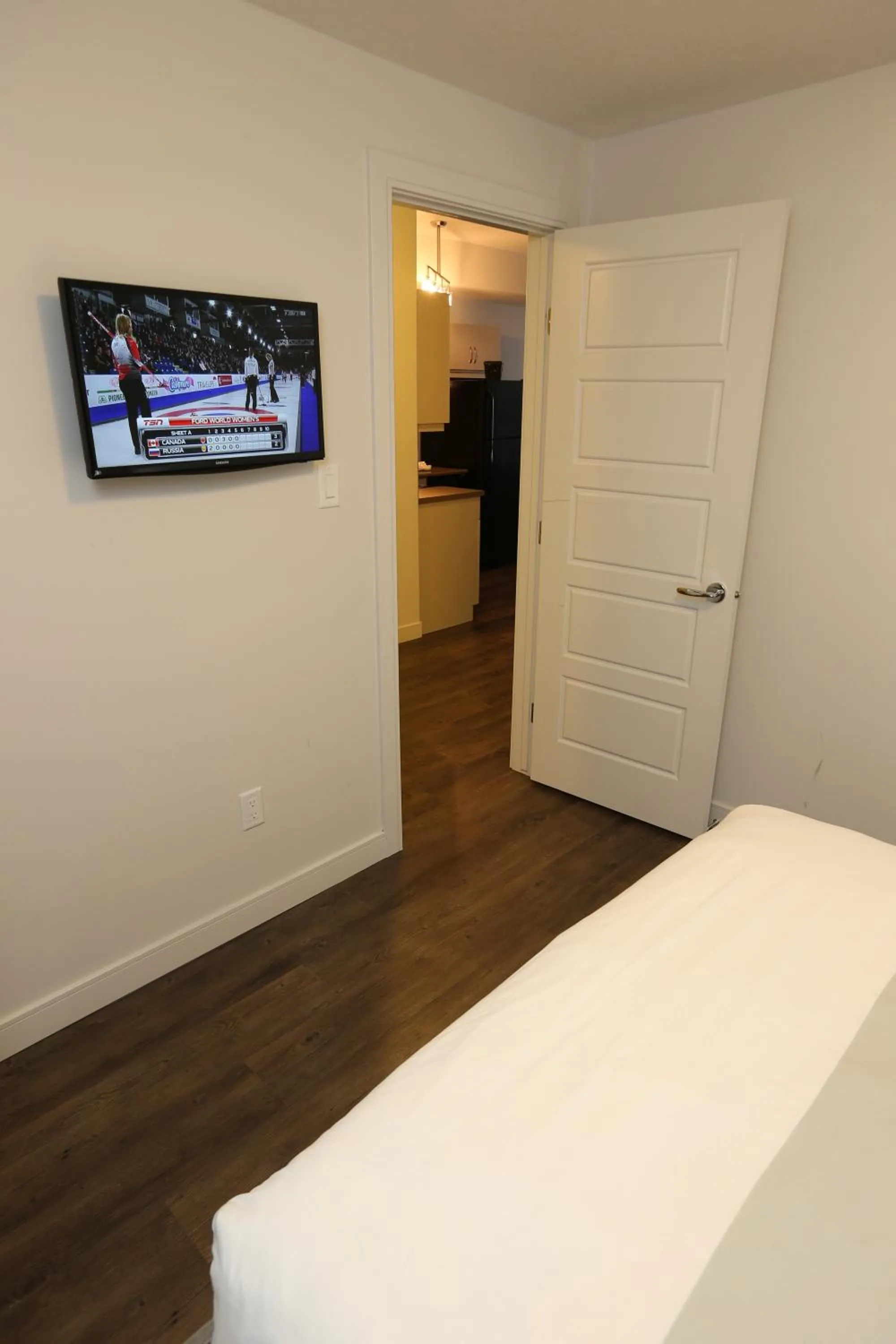 Bathroom, TV/Entertainment Center in Ramada by Wyndham Fort McMurray