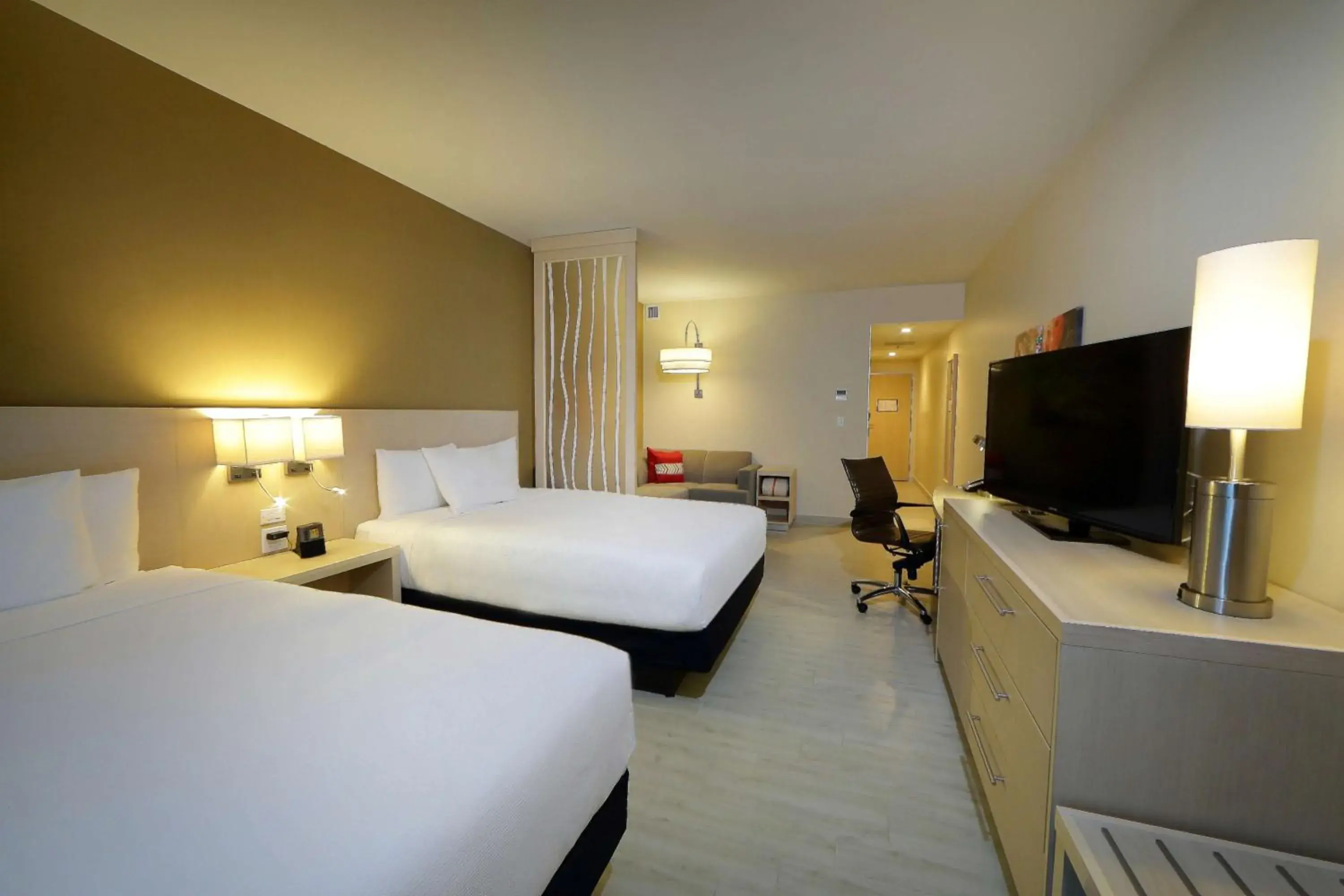 Photo of the whole room, Bed in Hyatt Place Tegucigalpa Photo of the whole room, Bed in Hyatt Place Tegucigalpa