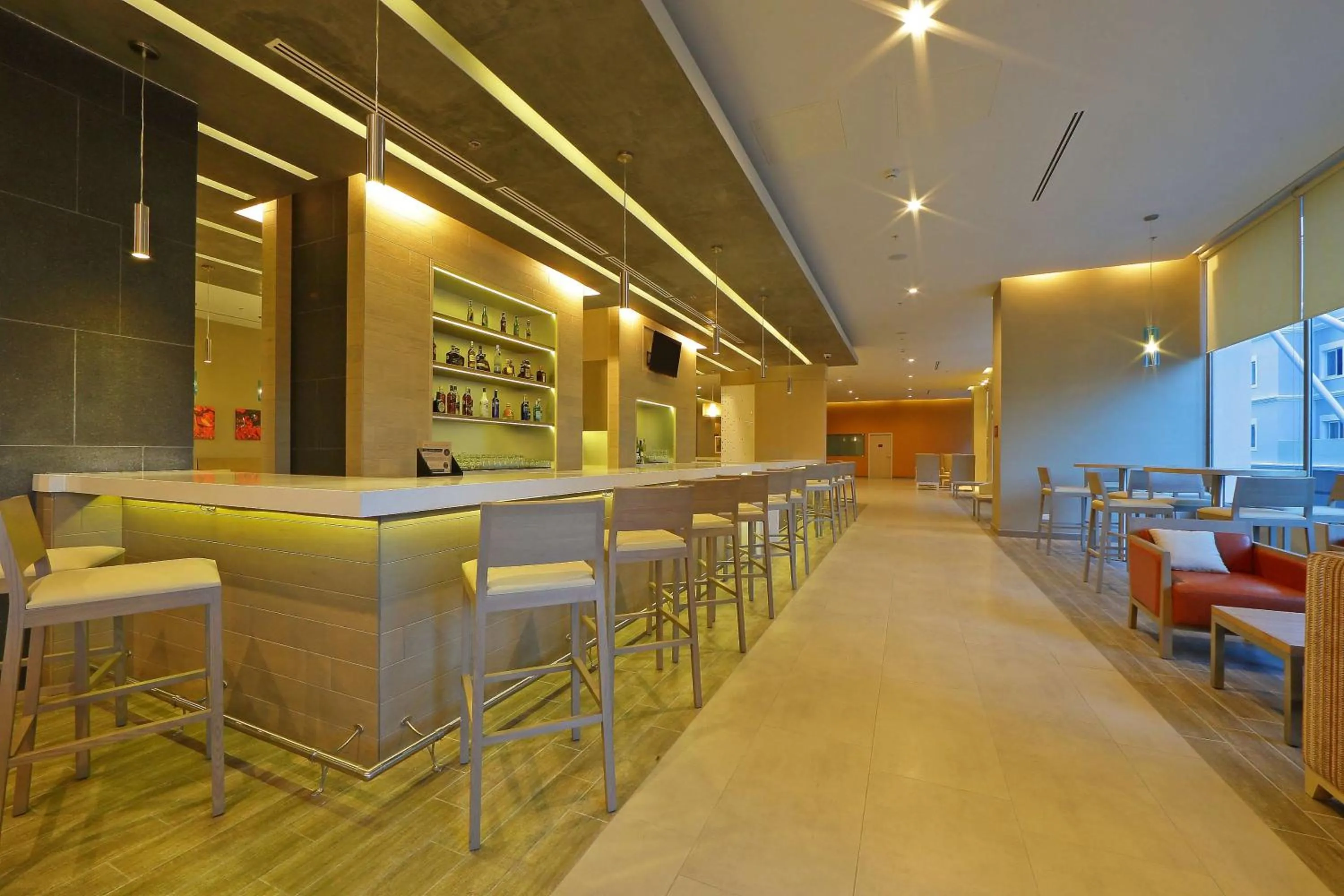 Lounge or bar in Hyatt Place Tegucigalpa