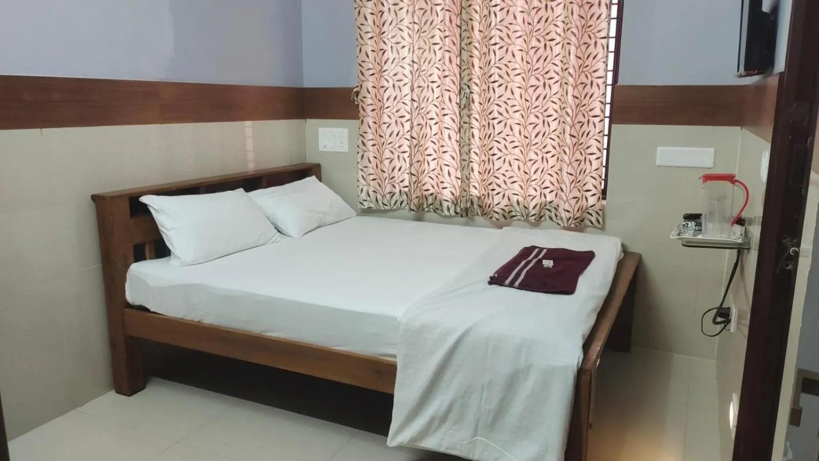 Bed in Janardan Residency