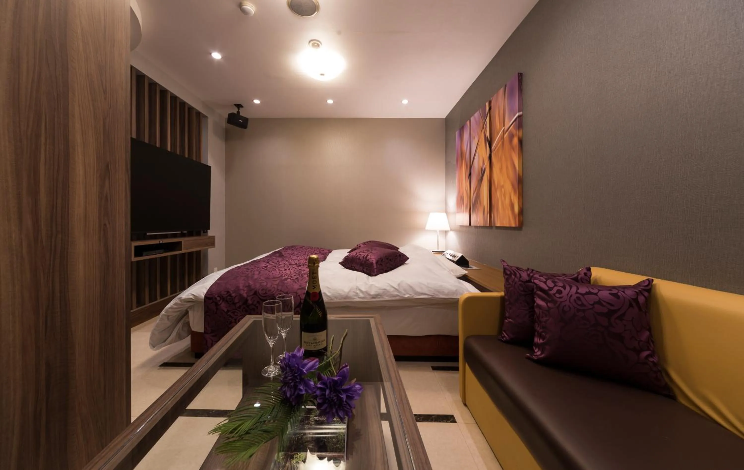 Photo of the whole room, Bed in HOTEL FINE - INTO THE PREMlUM -