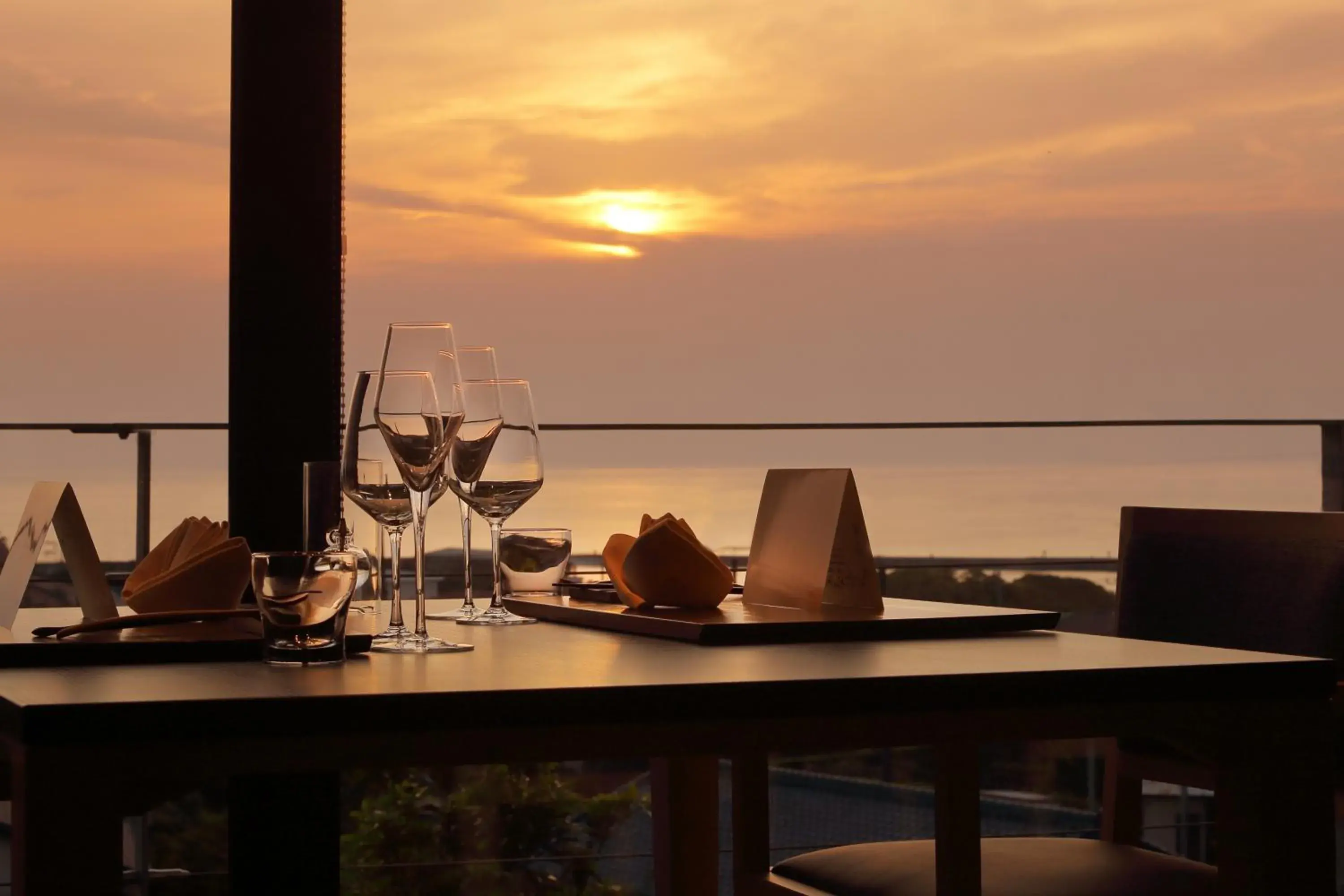 Restaurant/places to eat in The Shinra Restaurant/places to eat in The Shinra