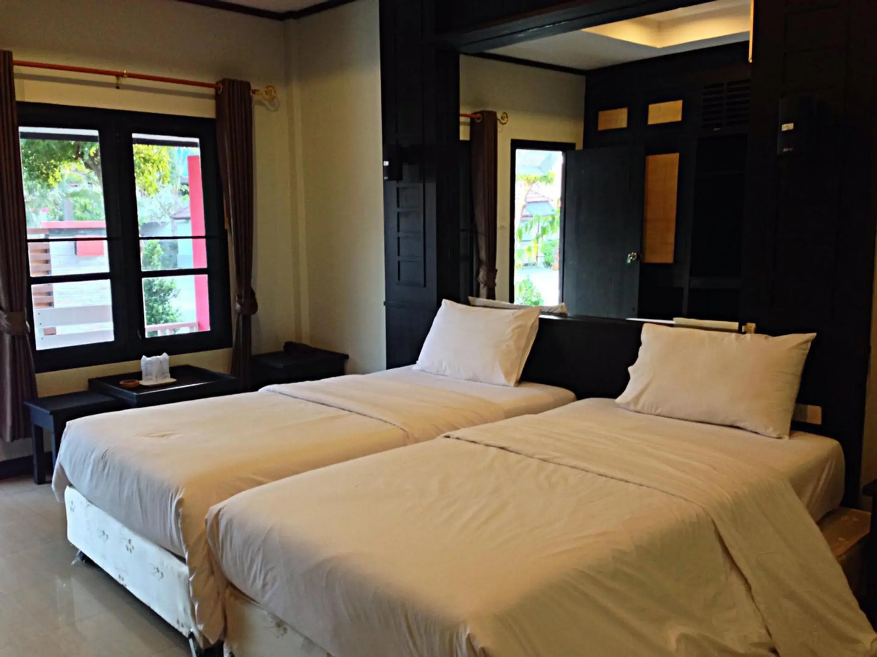 Bed in Nice Resort Pattaya