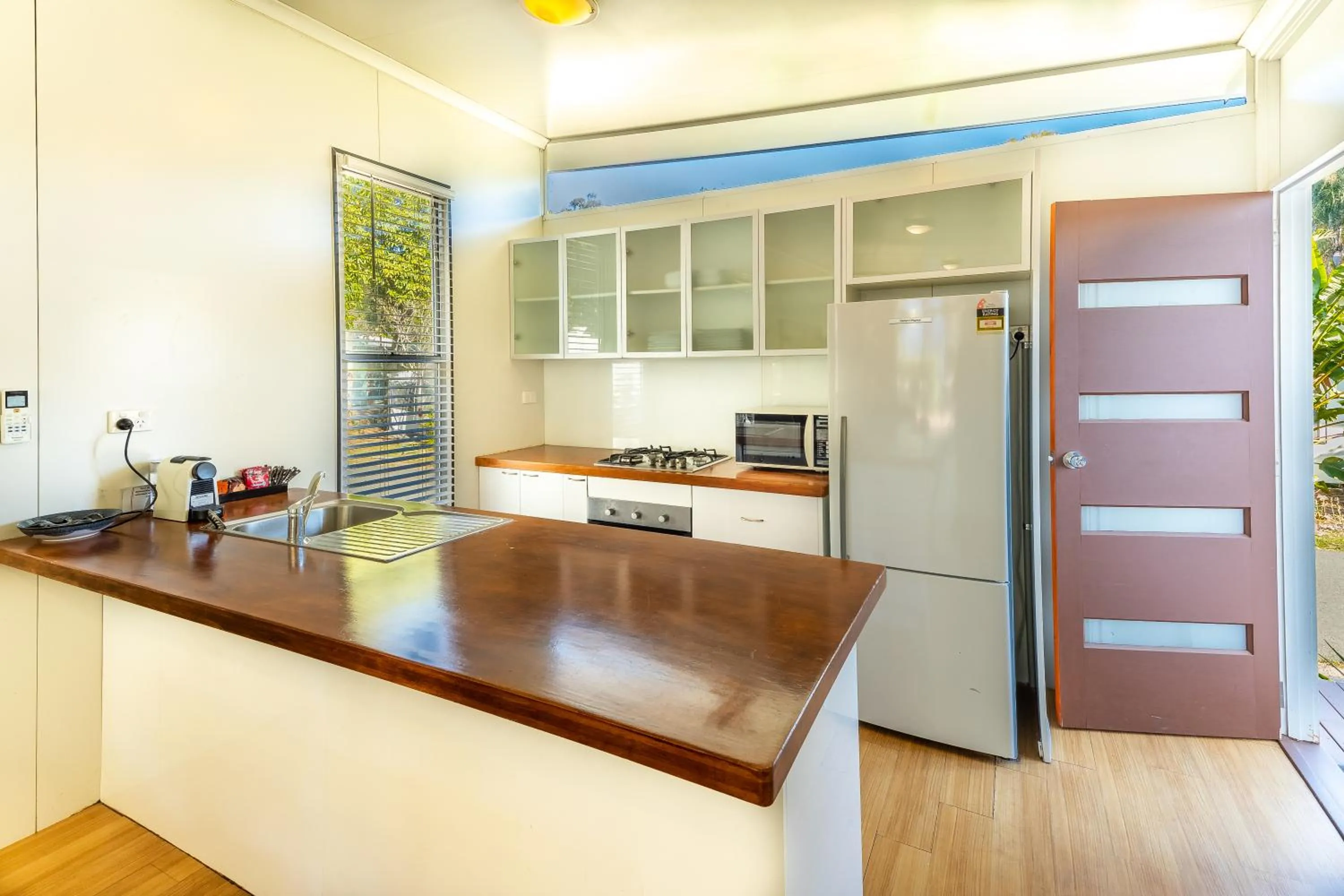 Kitchen or kitchenette in Ingenia Holidays Byron Bay