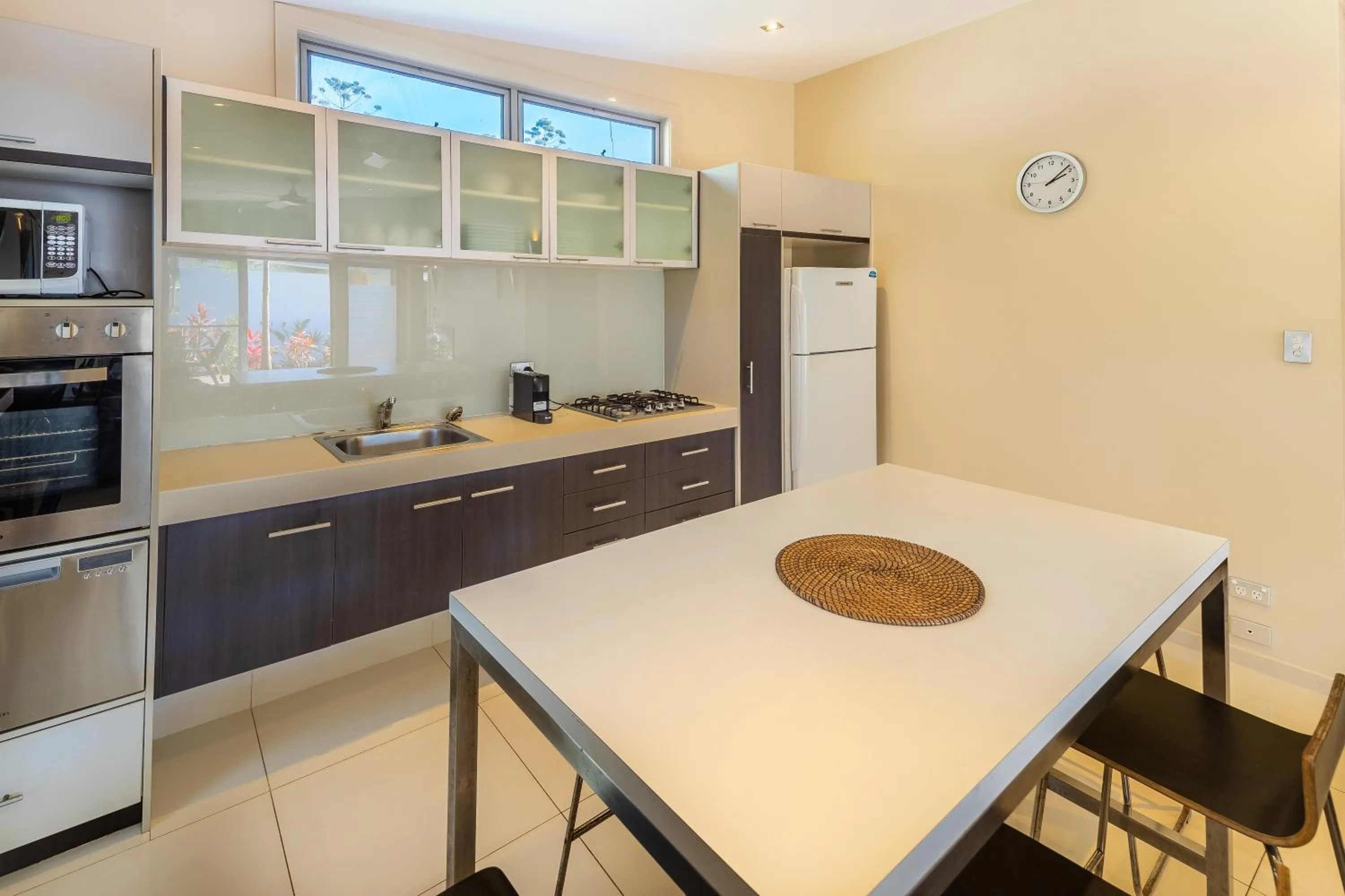 Kitchen or kitchenette in Ingenia Holidays Byron Bay