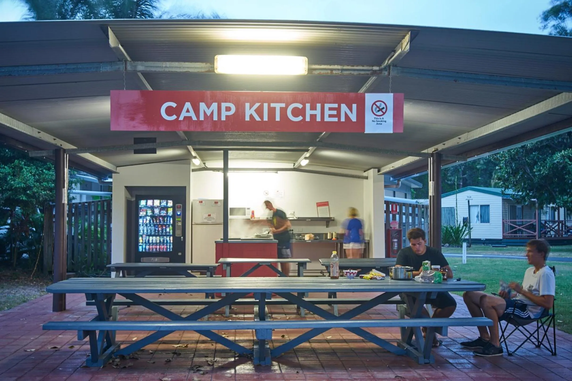 Communal kitchen in Ingenia Holidays Byron Bay