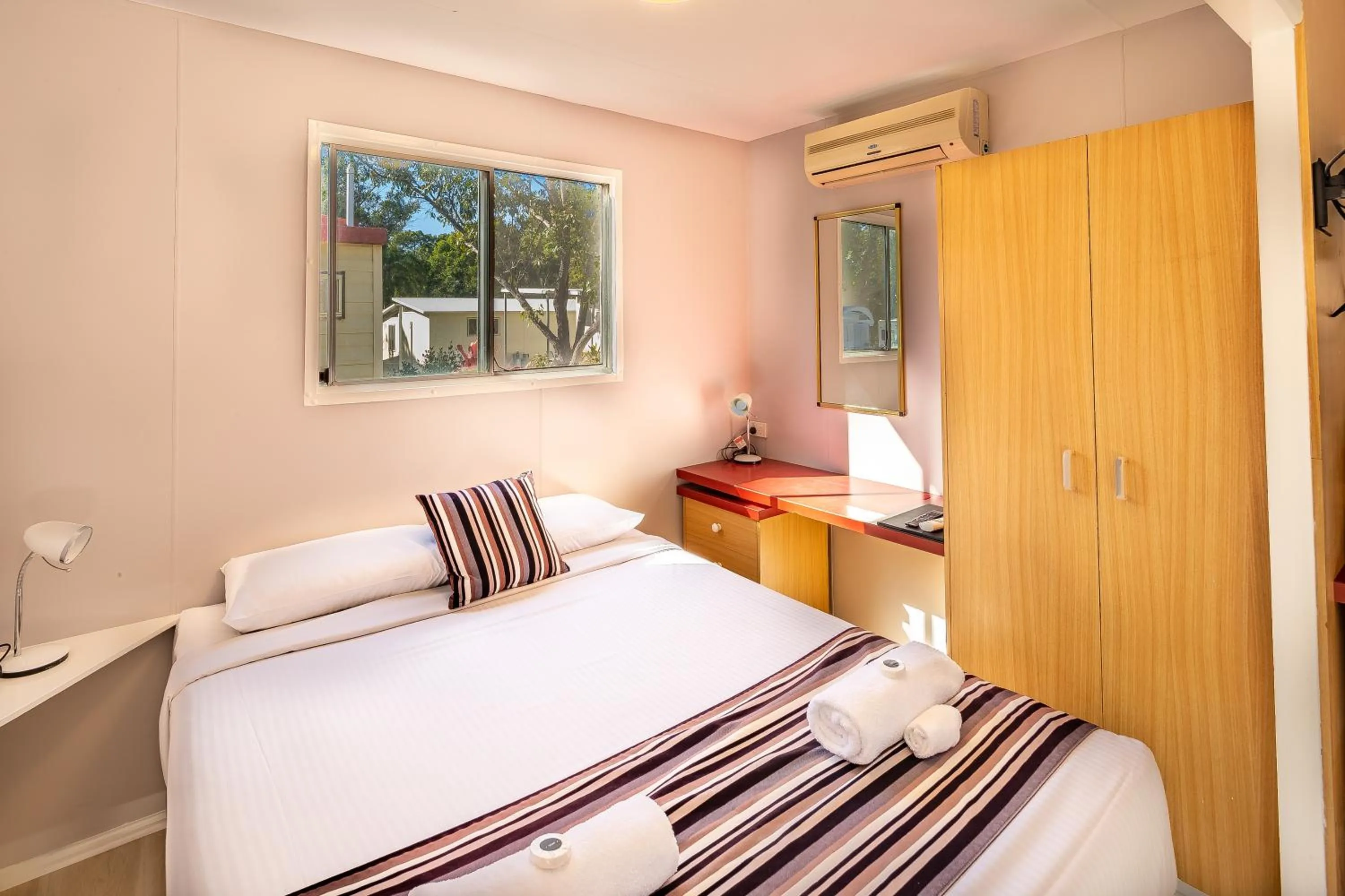 Bedroom, Bed in Ingenia Holidays Byron Bay