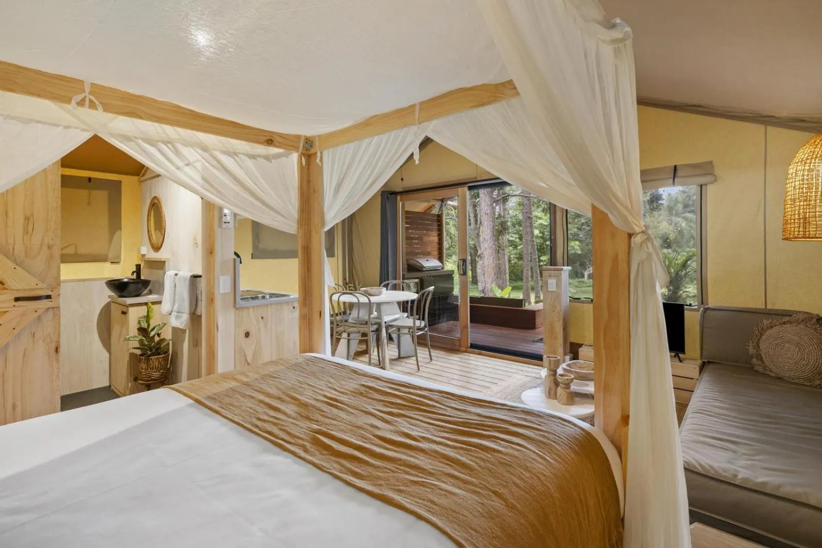 Bed in Ingenia Holidays Byron Bay