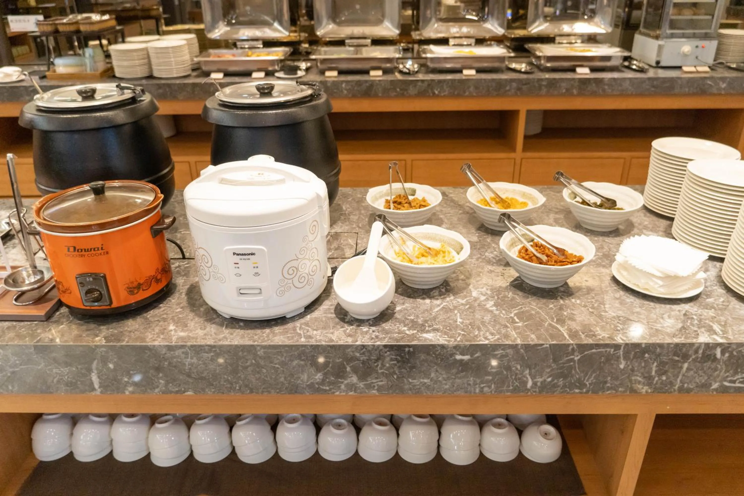 Restaurant/places to eat in Green Hotel - Tea Way