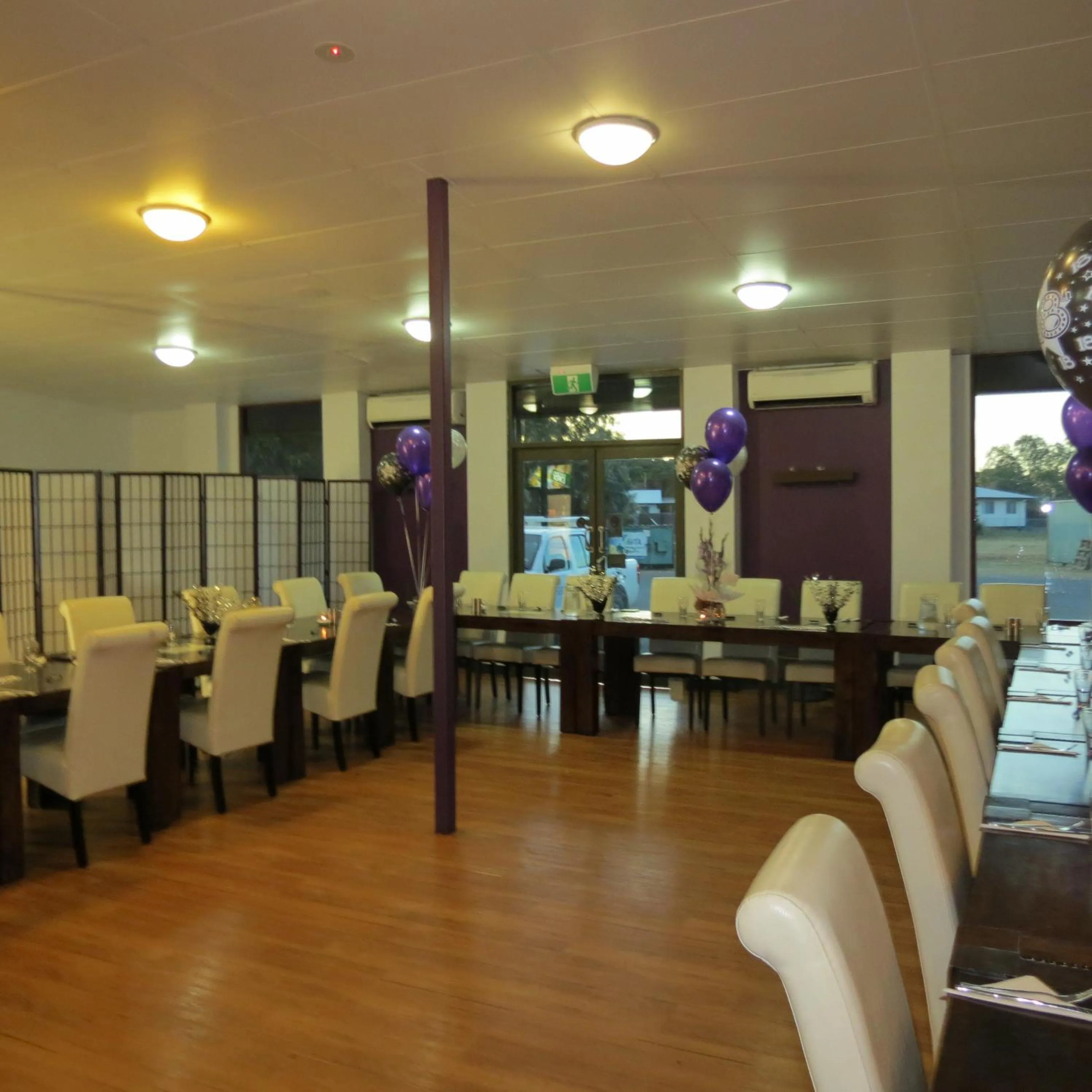 Dining area in Capricorn Hotel