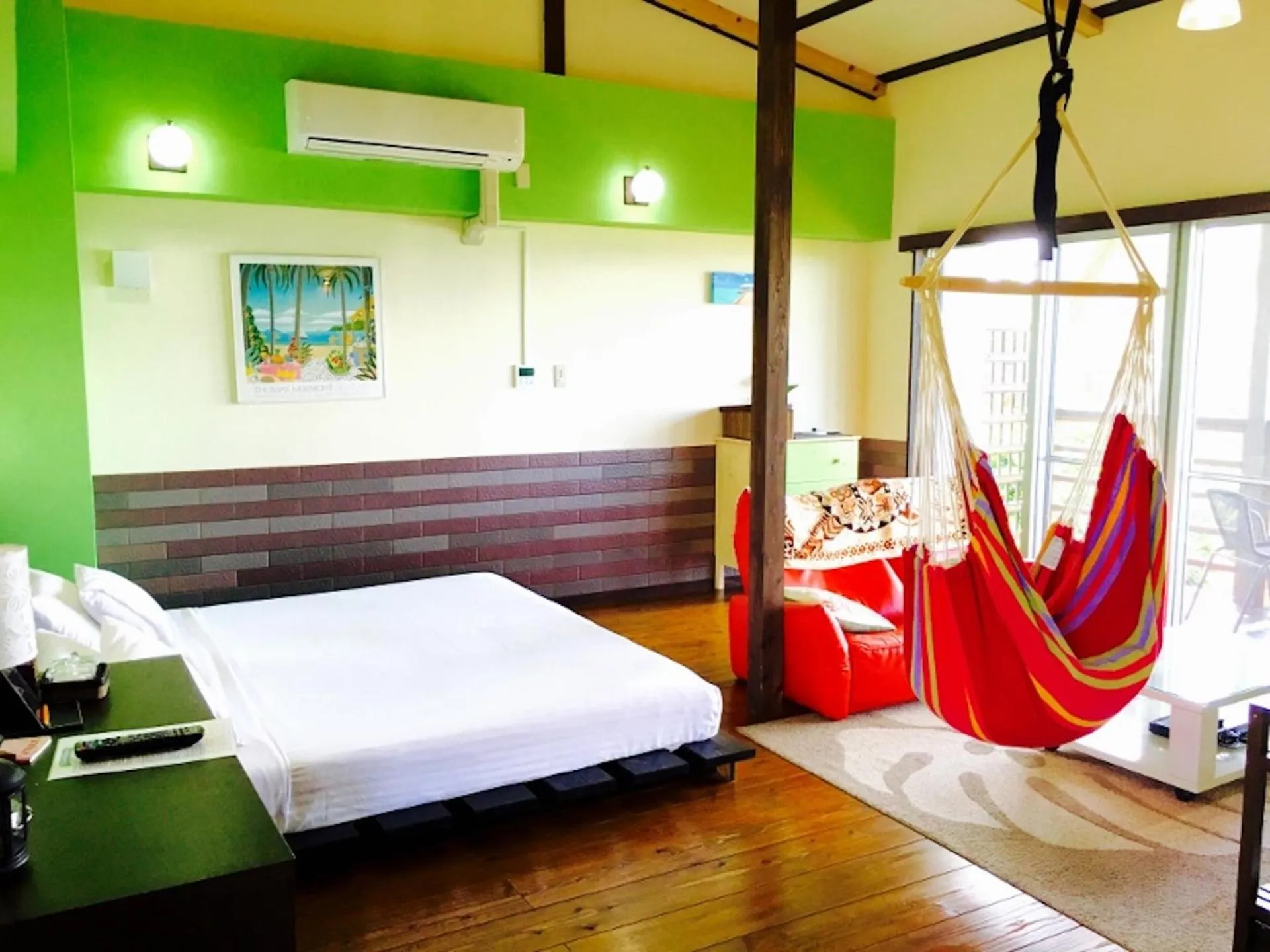 Bed in Ma-Blue Garden House