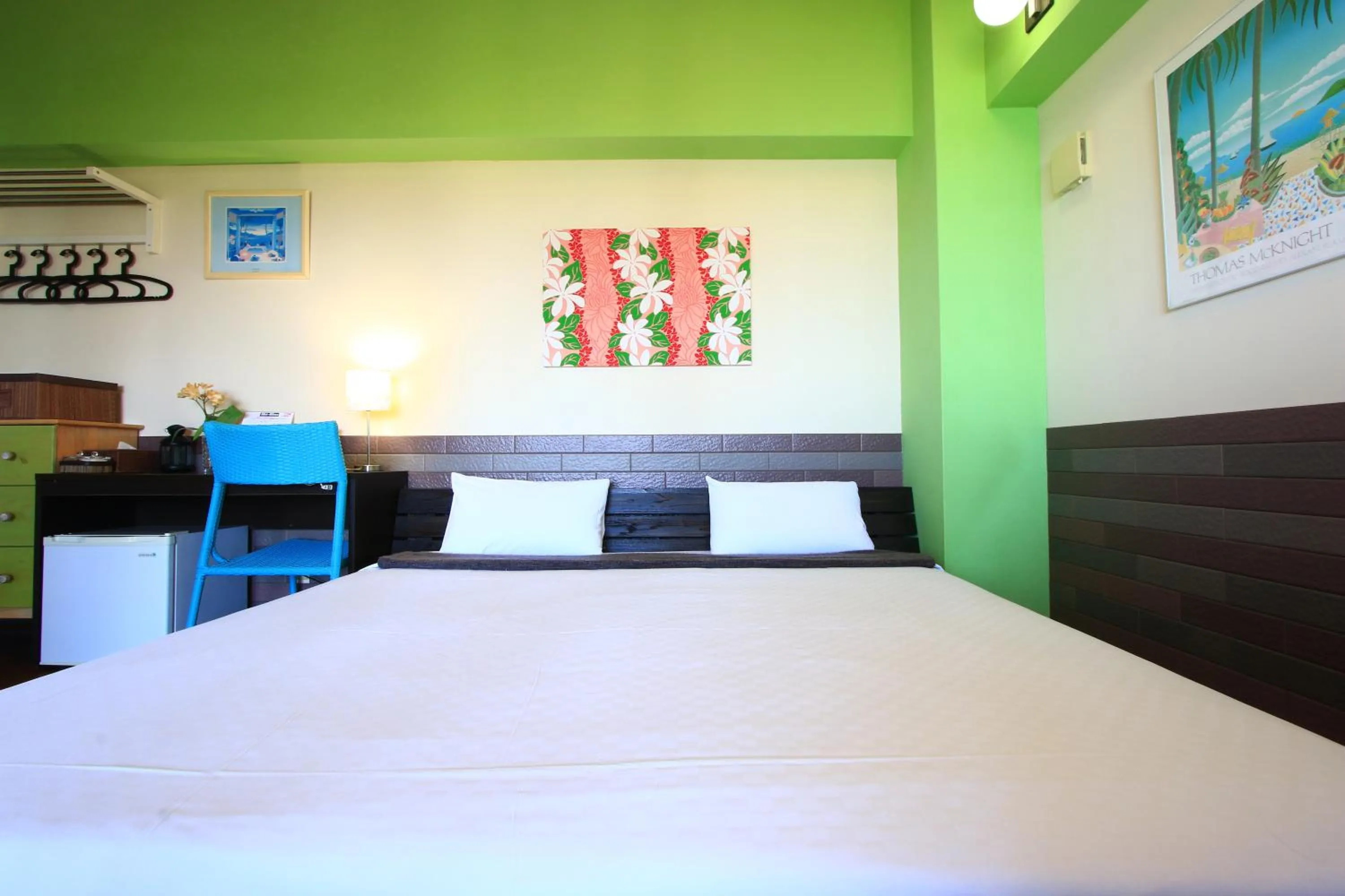 Bed in Ma-Blue Garden House