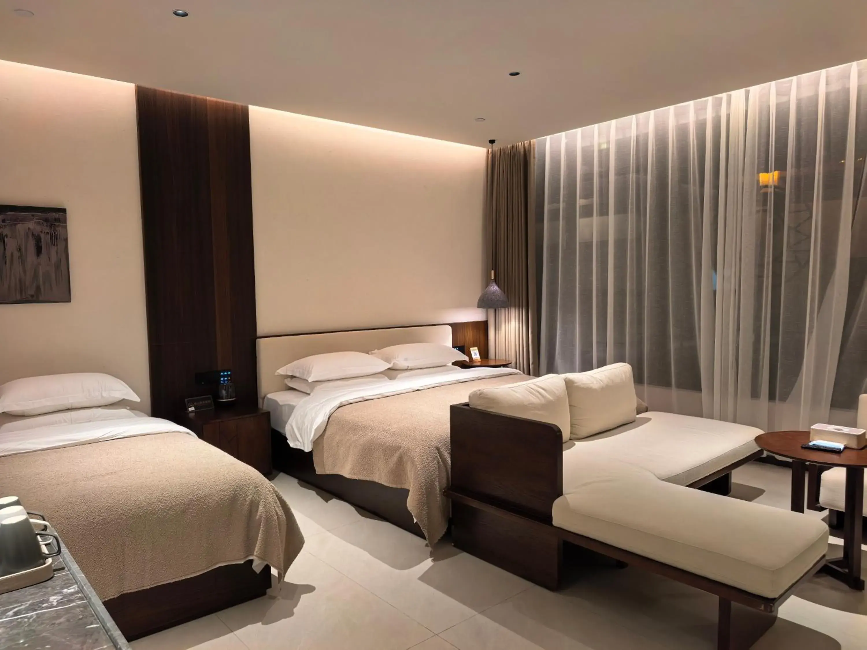 Family Room in LiJiang Azure Horizon Hotel-The Big Water Wheel Branch Family Room in LiJiang Azure Horizon Hotel-The Big Water Wheel Branch