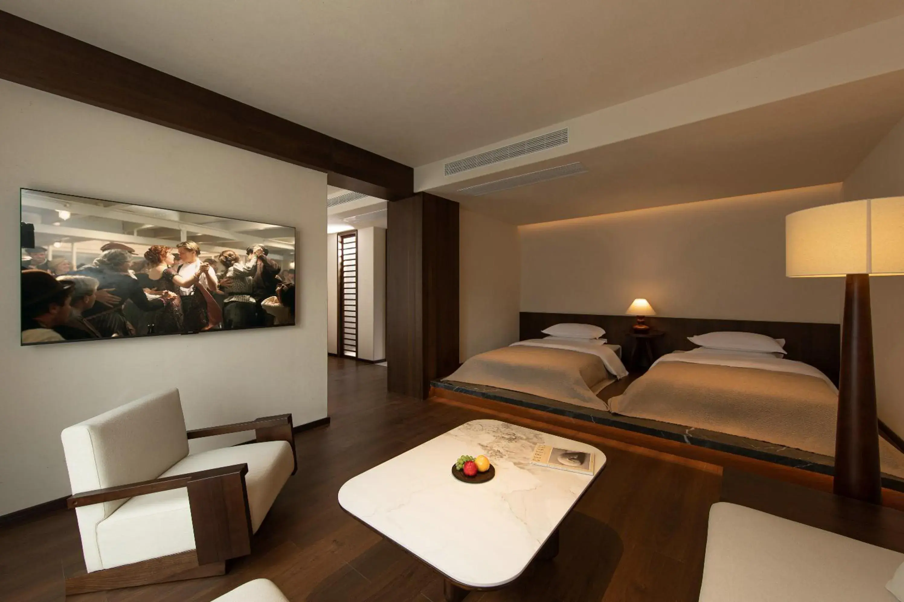 Superior Suite in LiJiang Azure Horizon Hotel-The Big Water Wheel Branch Superior Suite in LiJiang Azure Horizon Hotel-The Big Water Wheel Branch