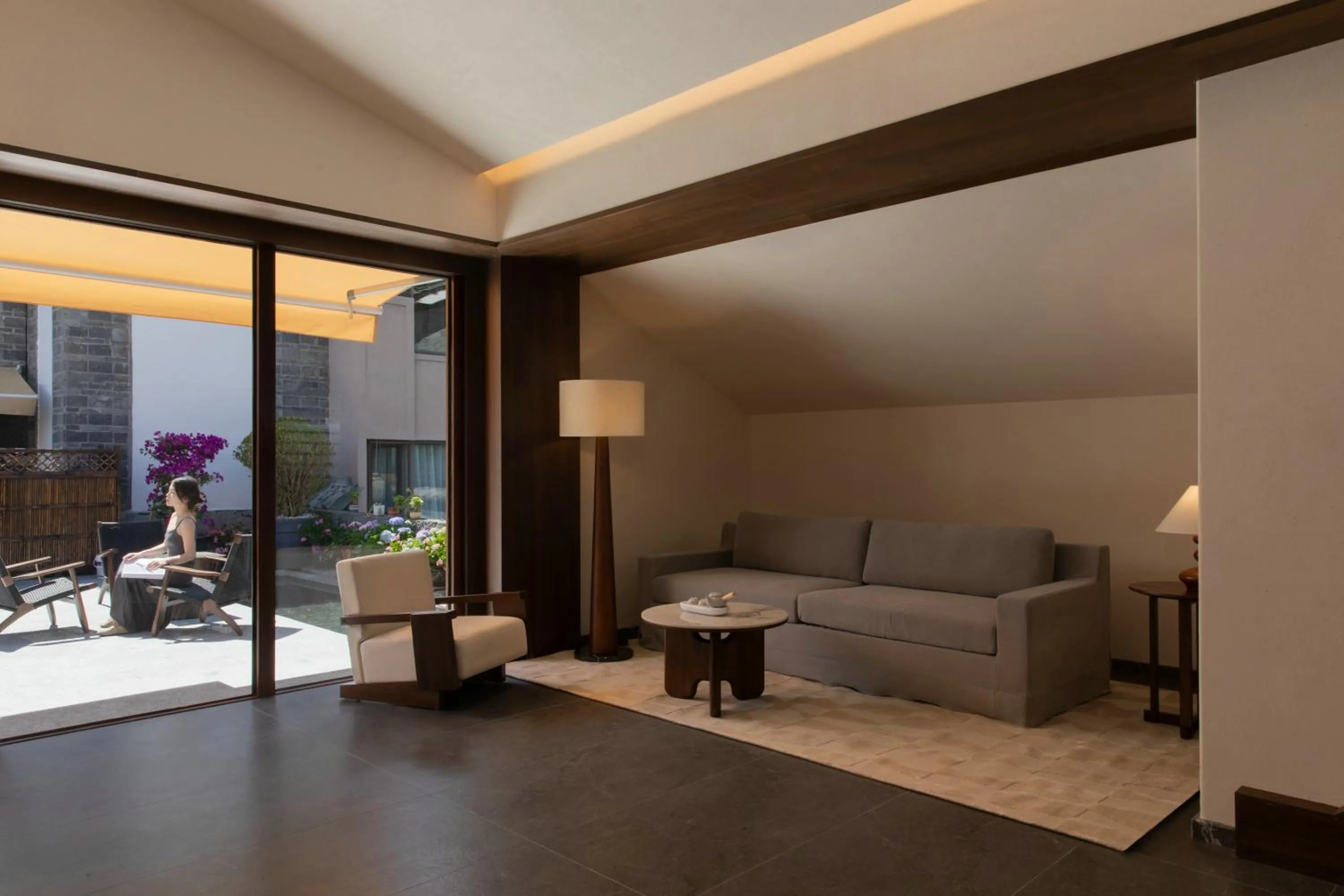 Duplex Suite in LiJiang Azure Horizon Hotel-The Big Water Wheel Branch