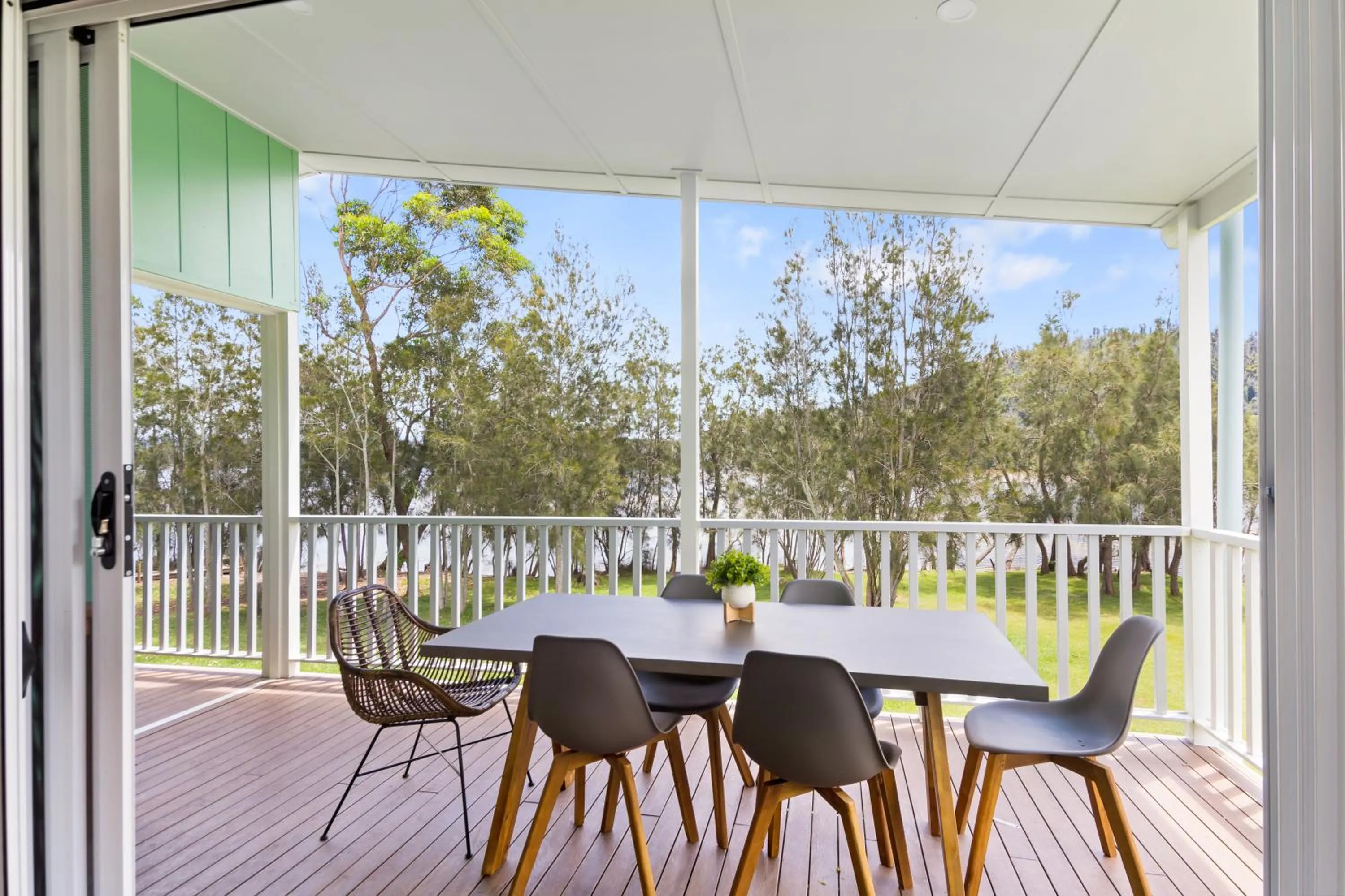 Balcony/Terrace in Ingenia Holidays Lake Conjola