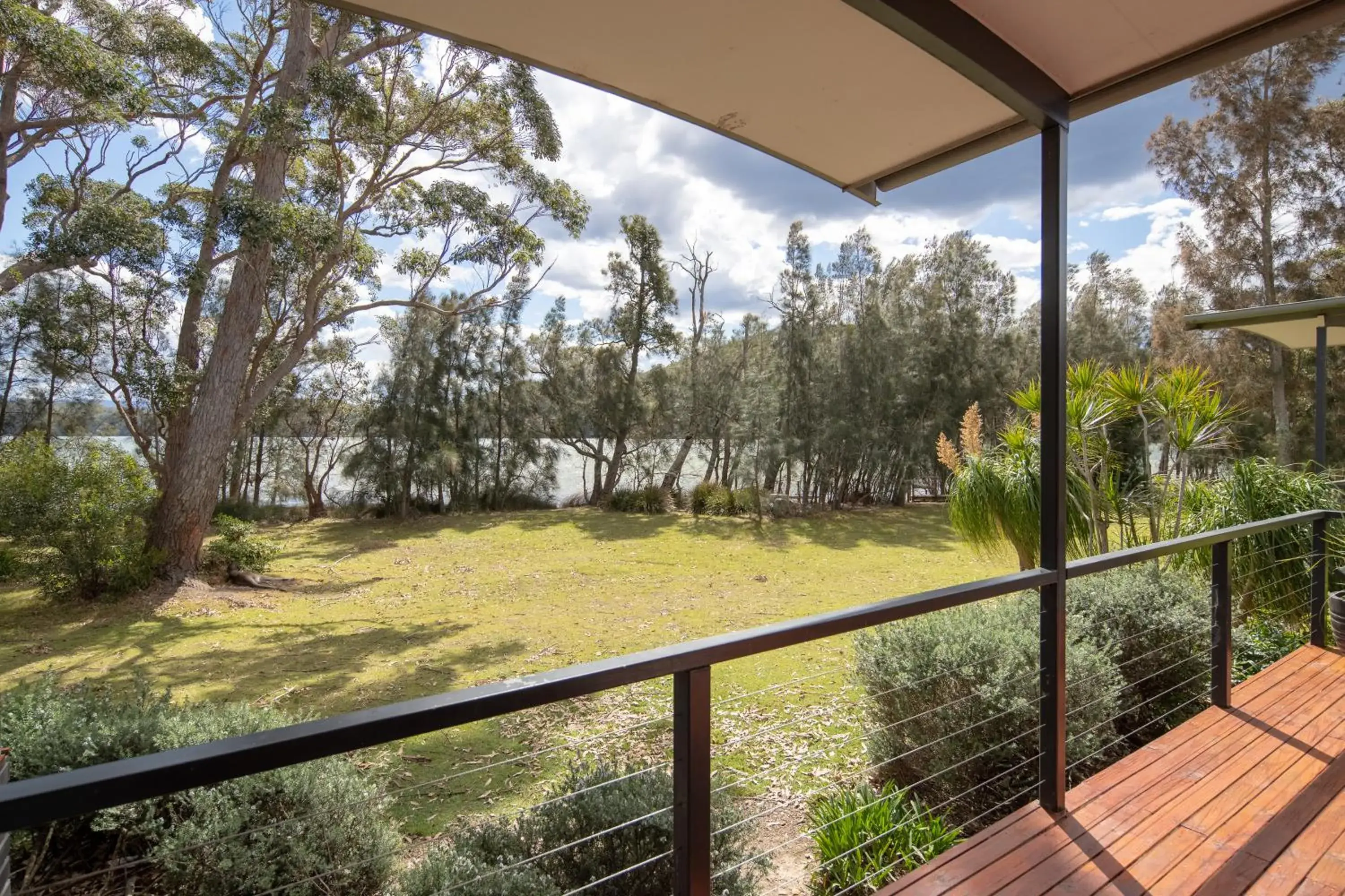 Garden view in Ingenia Holidays Lake Conjola Garden view in Ingenia Holidays Lake Conjola