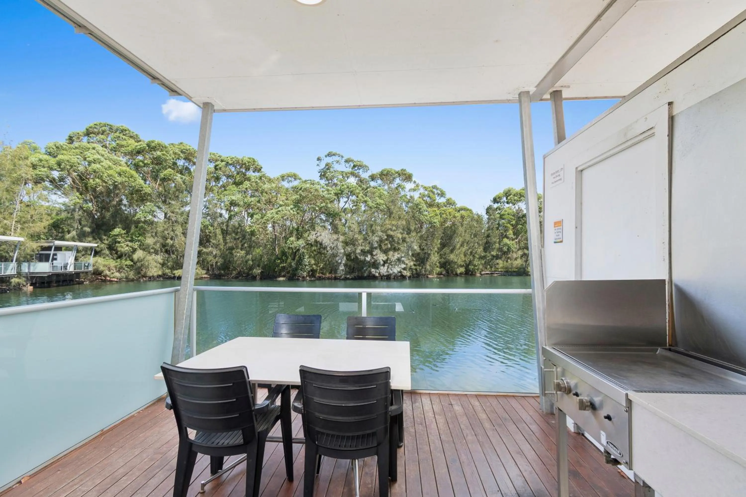 Balcony/Terrace in Ingenia Holidays Lake Conjola