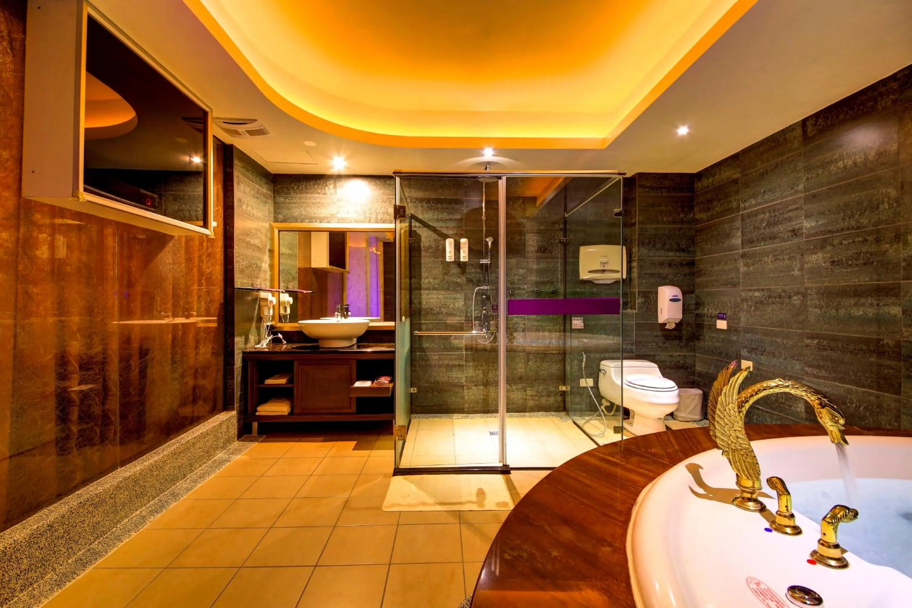 Bathroom in Wsb Motel-Rende