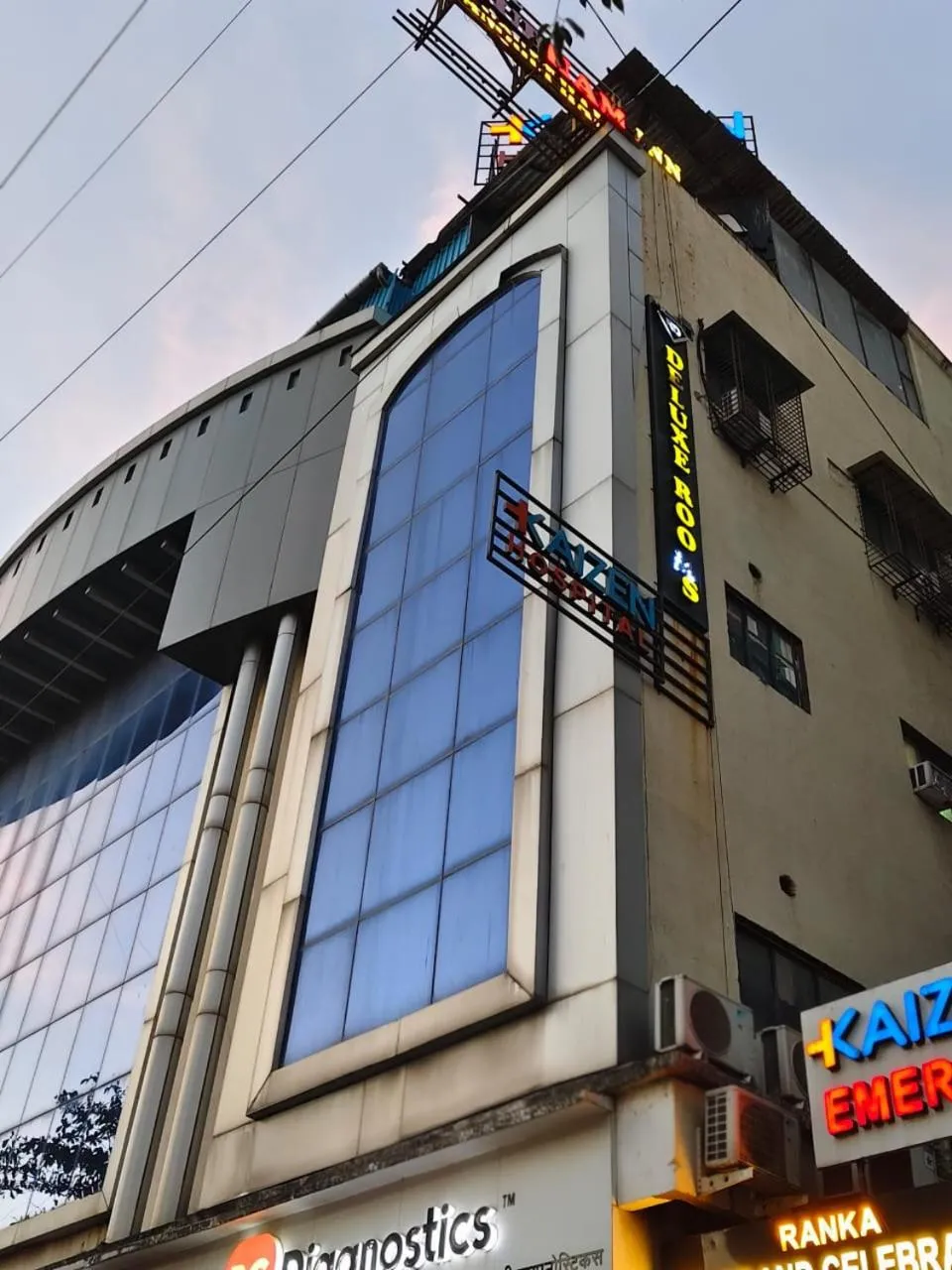 Property building in Hotel Shubham Inn