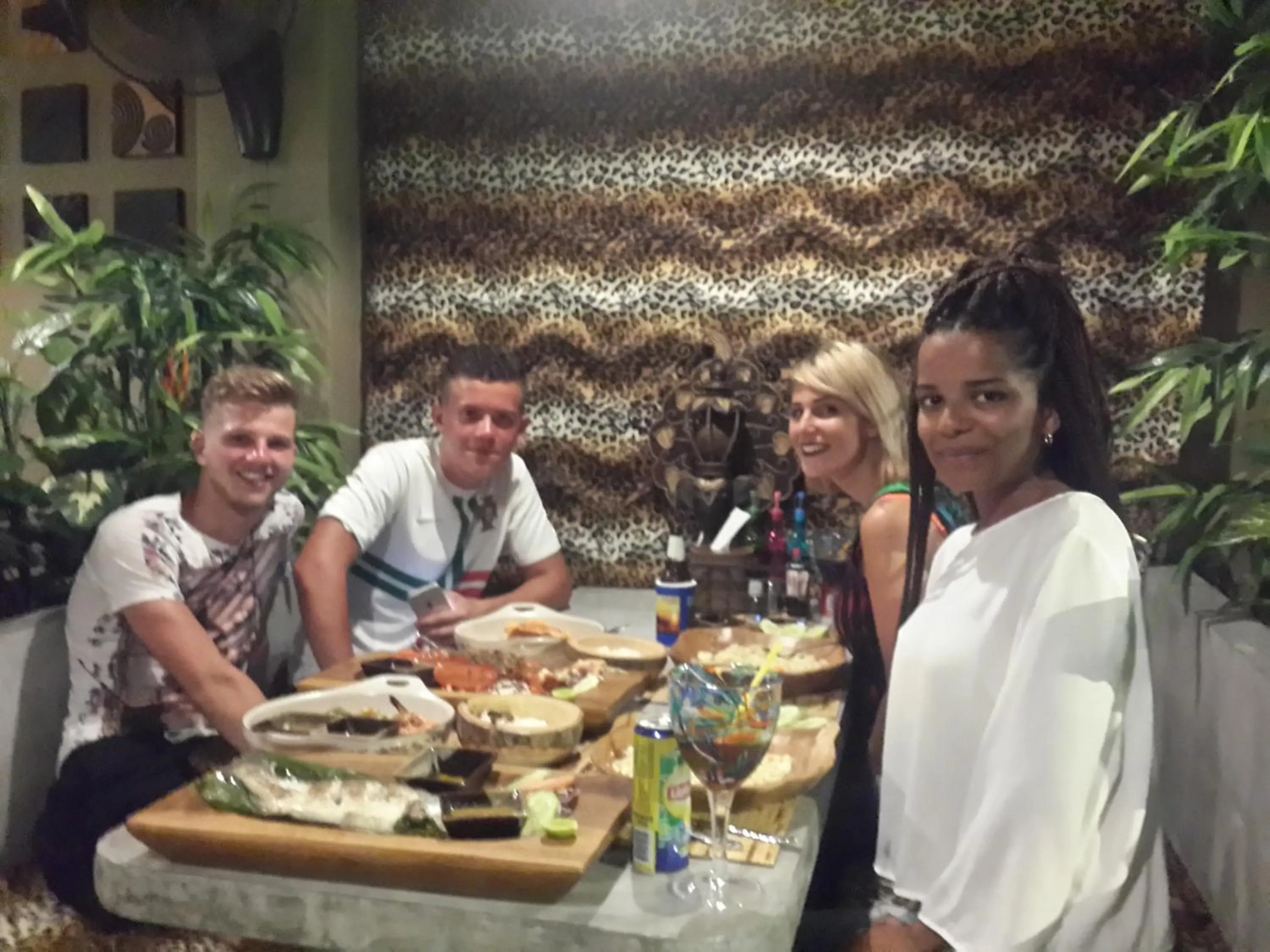 Restaurant/places to eat in Samui Beach Residence Hotel