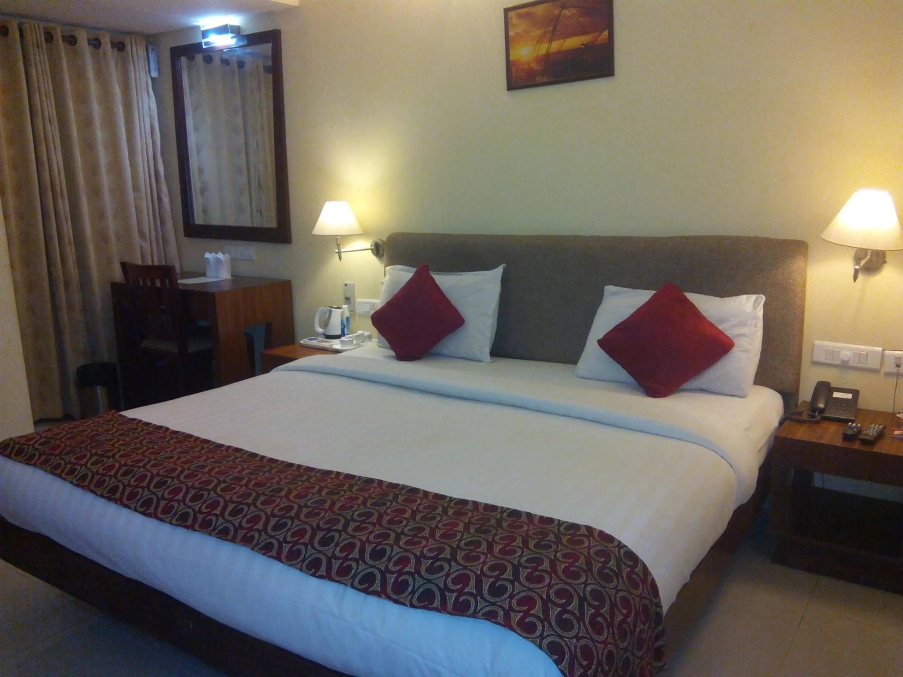 Bed in Park Residency Luxury Business Hotel