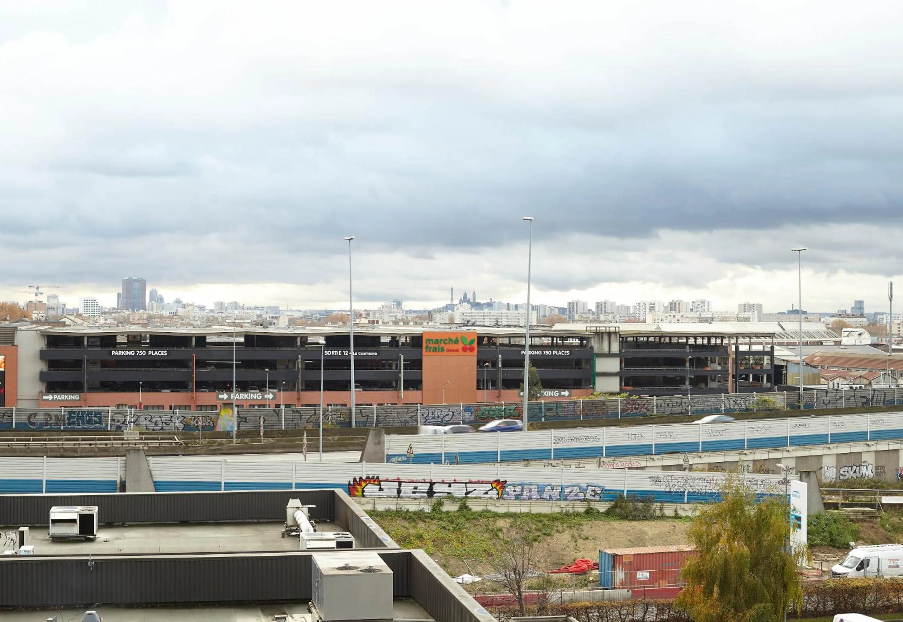 City view in B&B HOTEL Paris Le Bourget