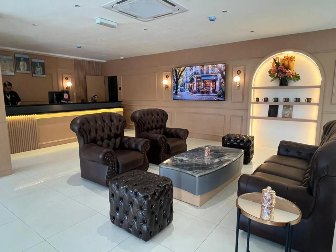 Seating area in Royal Guest House RGH