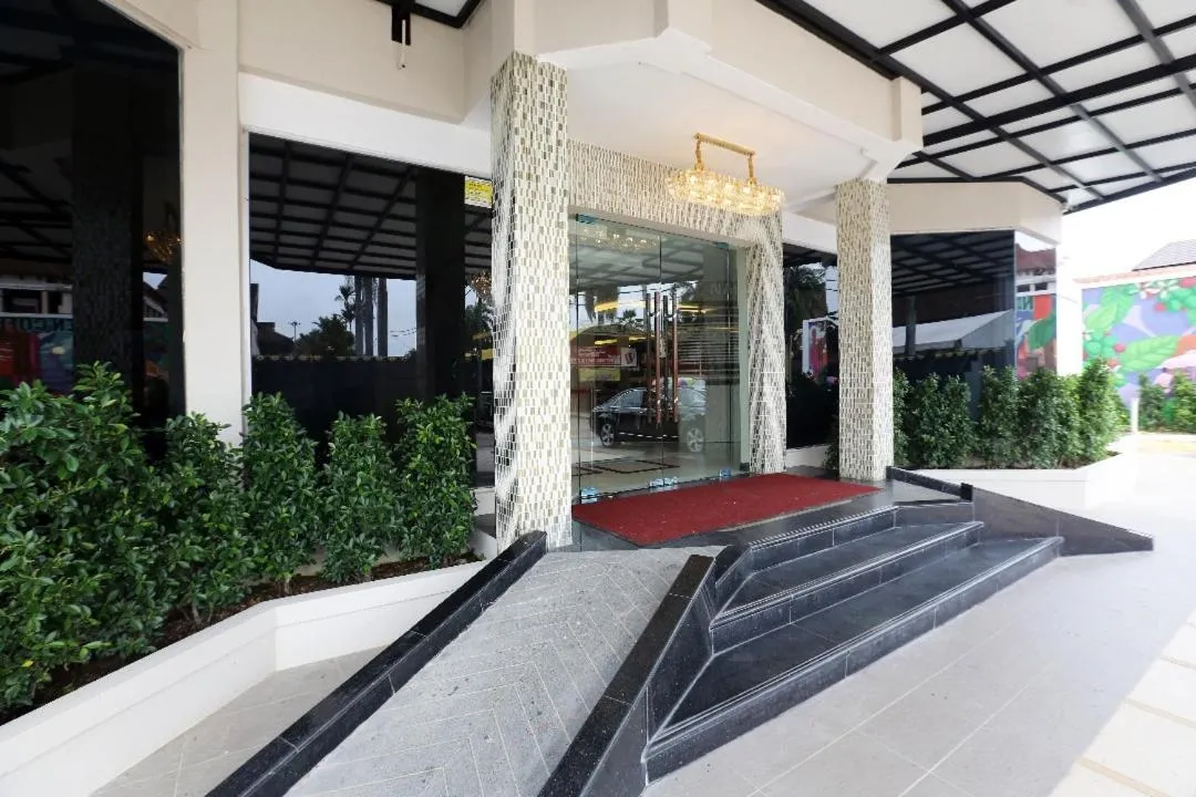 Property building in Royal Guest House RGH