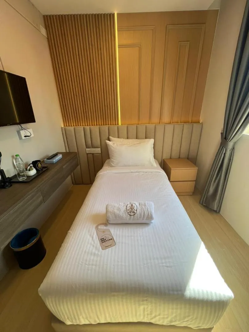 TV and multimedia, Bed in Royal Guest House RGH