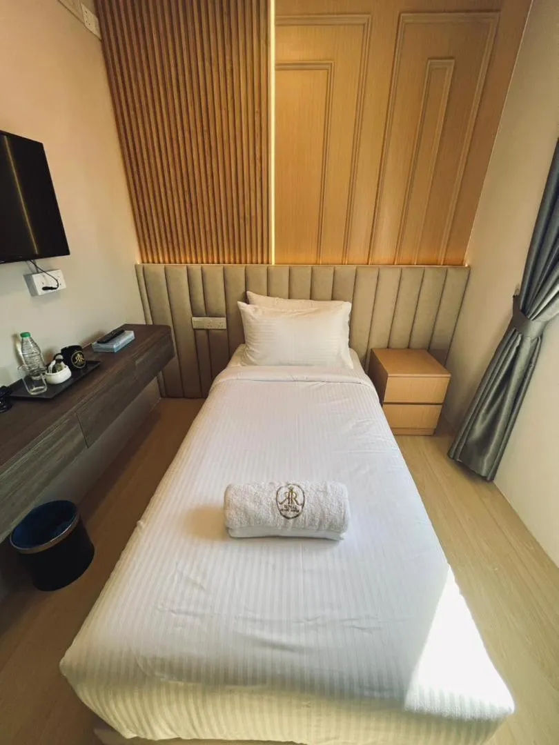 Bed in Royal Guest House RGH