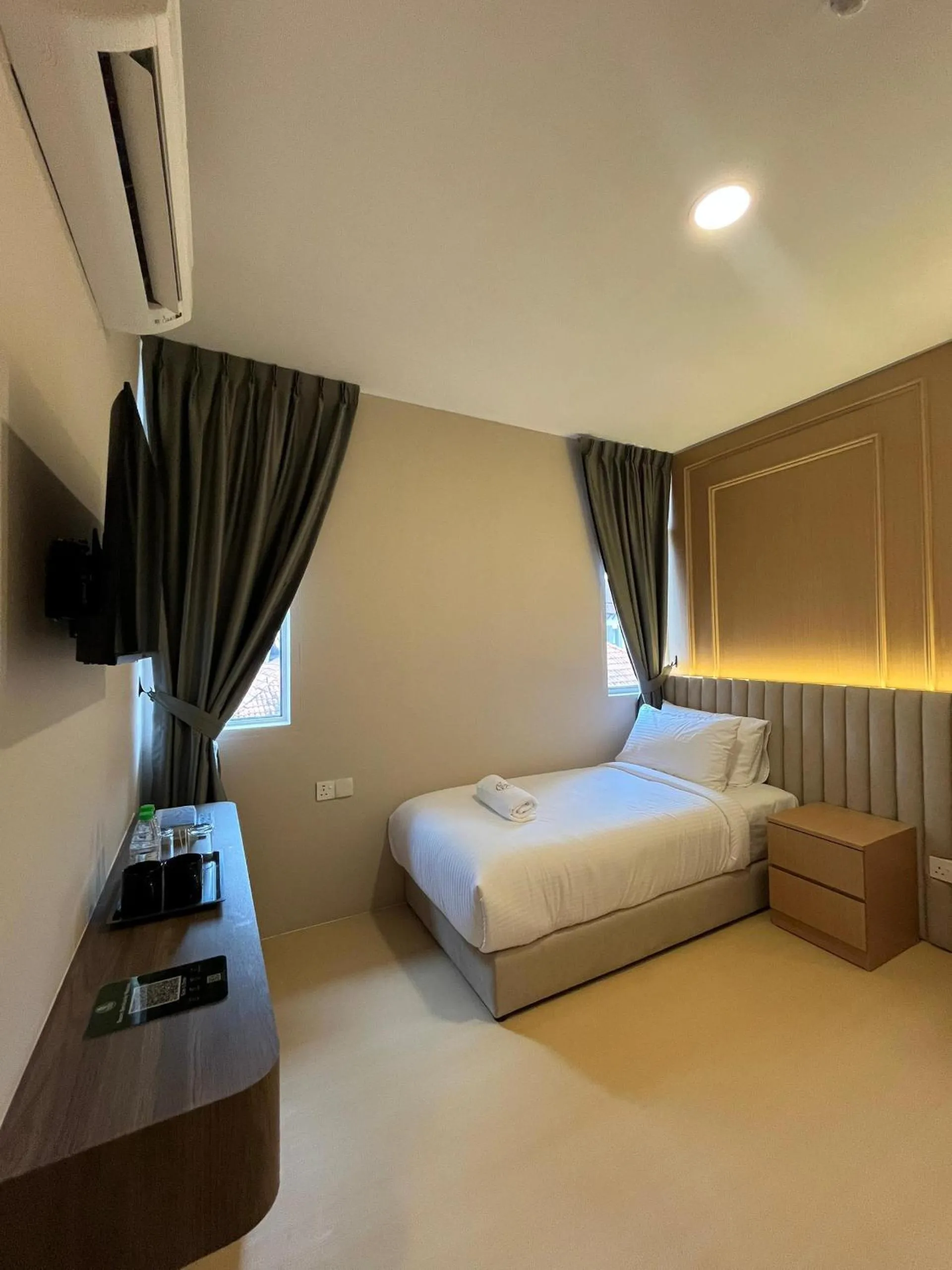 Photo of the whole room, Bed in Royal Guest House RGH