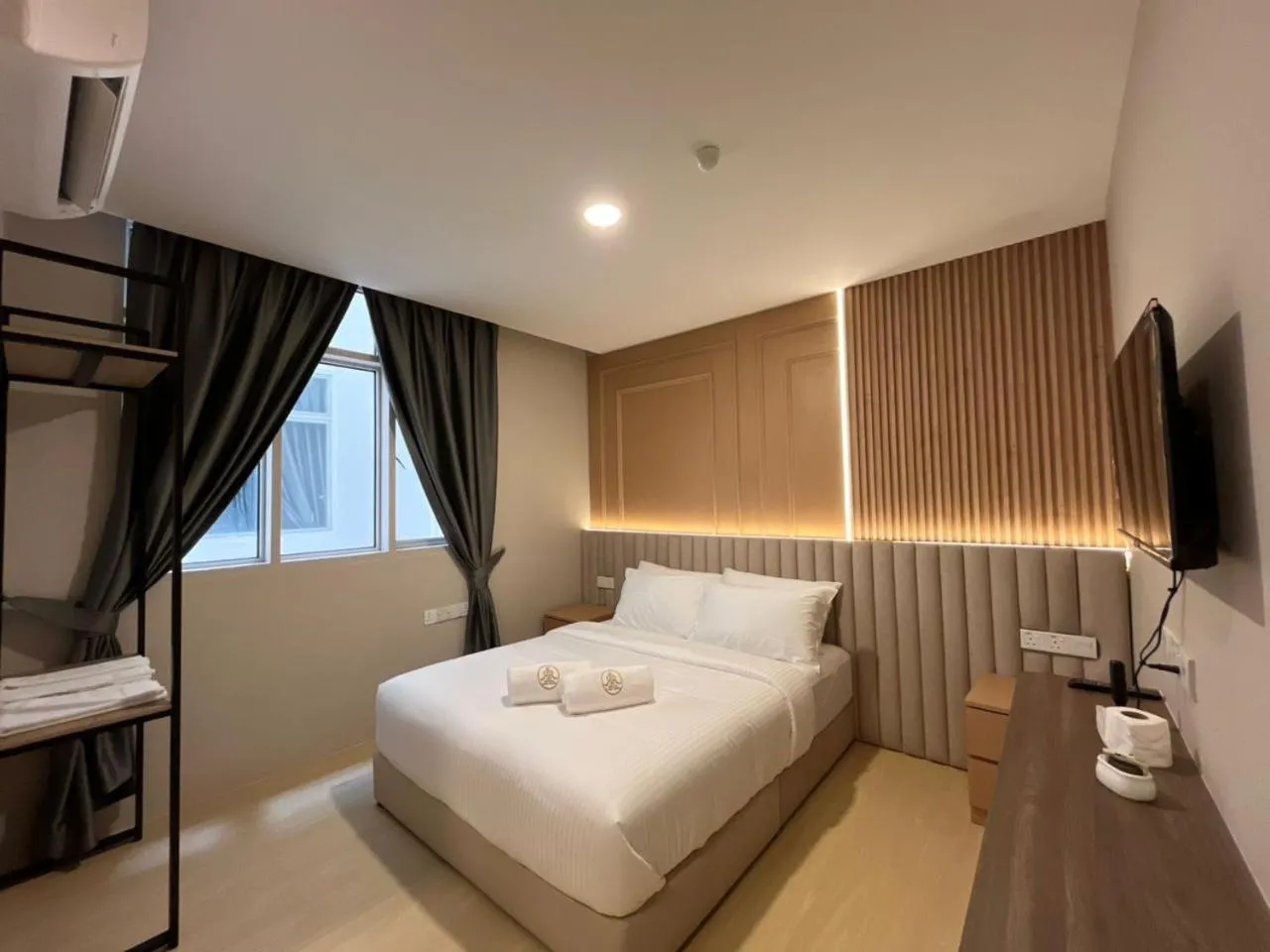 City view, Bed in Royal Guest House RGH