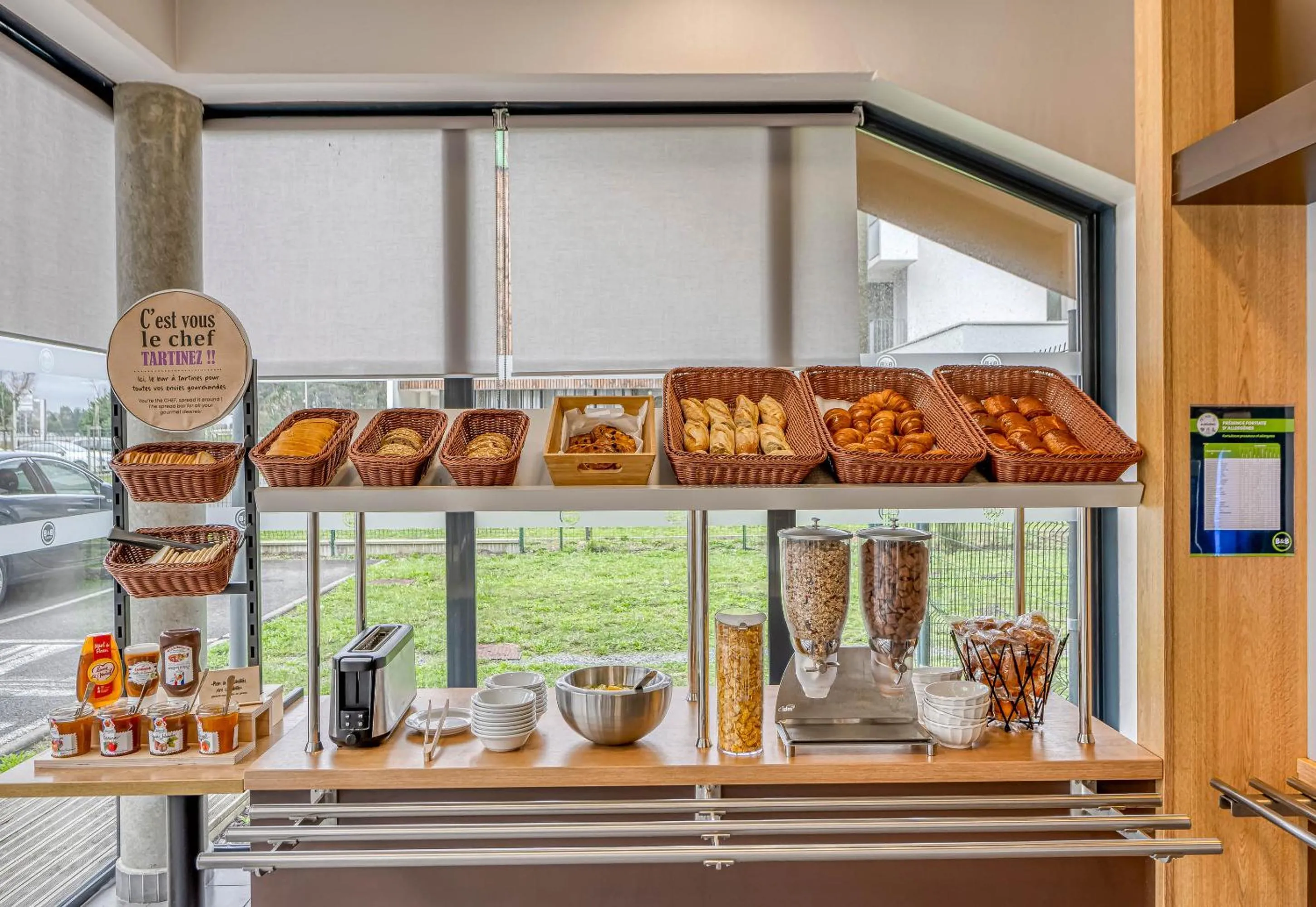 Breakfast in B&B HOTEL Arcachon Gujan-Mestras