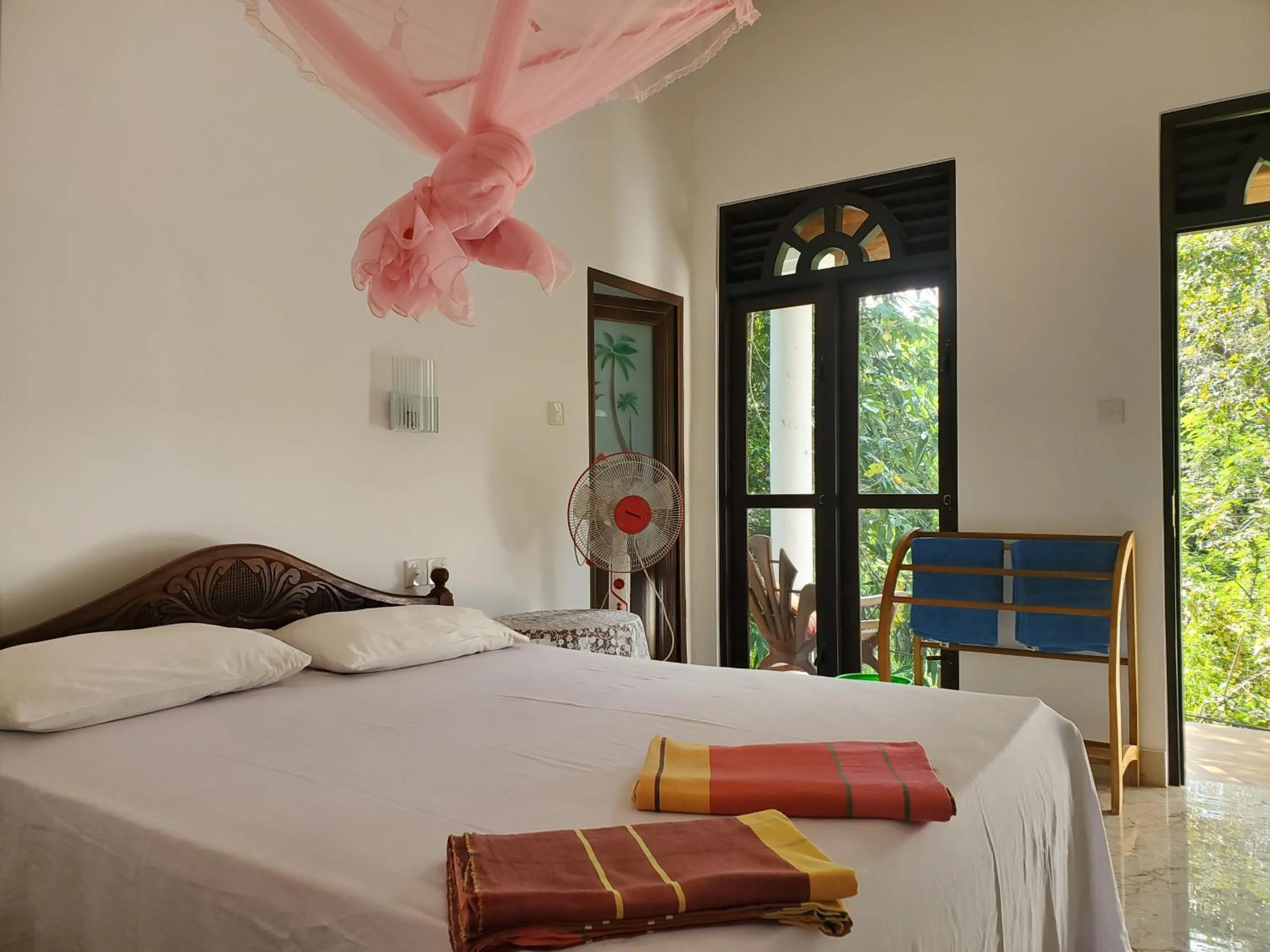 Photo of the whole room, Bed in Sigiriya River Side Villa