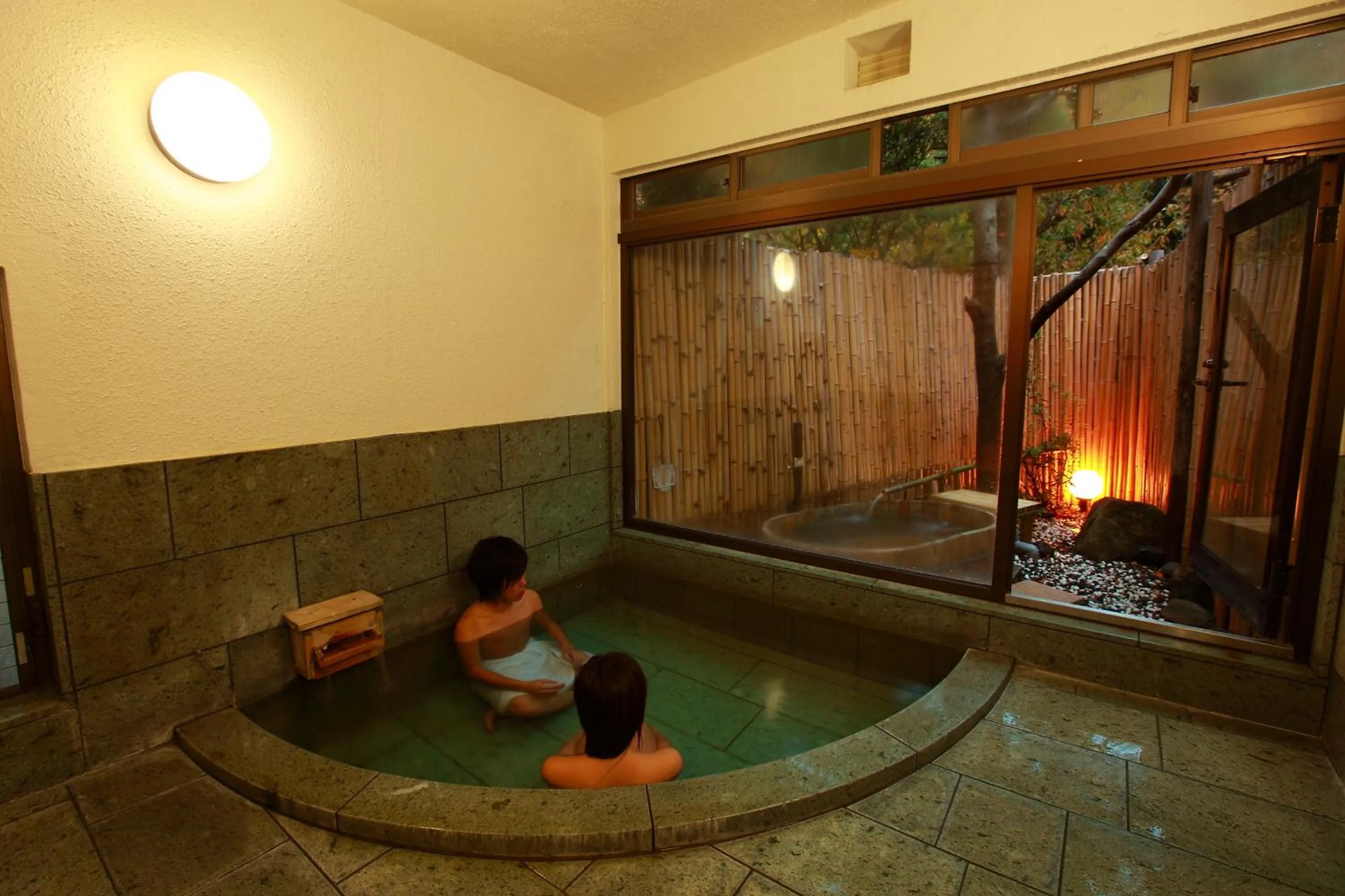 Hot Spring Bath in Kokoronodoka
