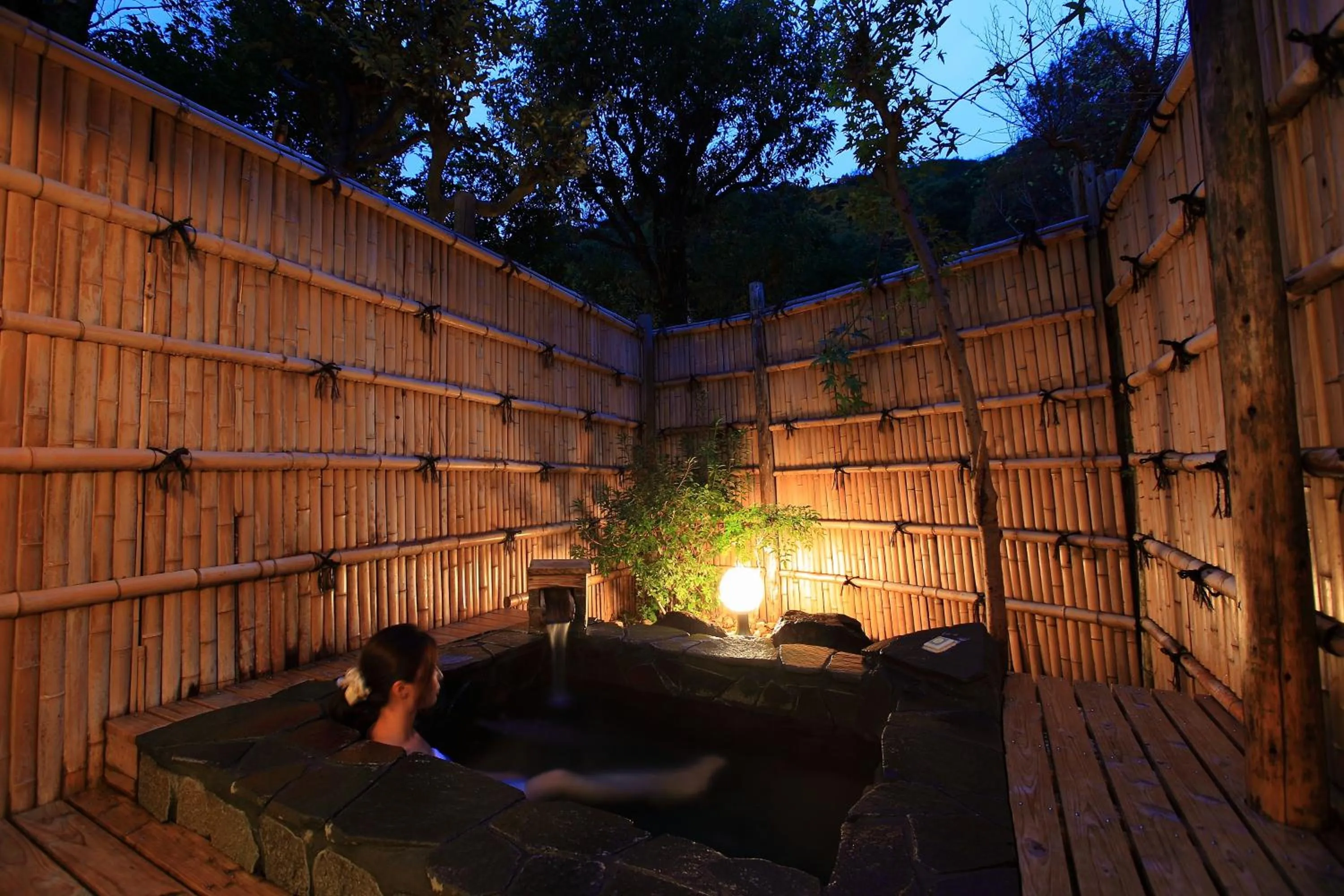 Hot Spring Bath in Kokoronodoka