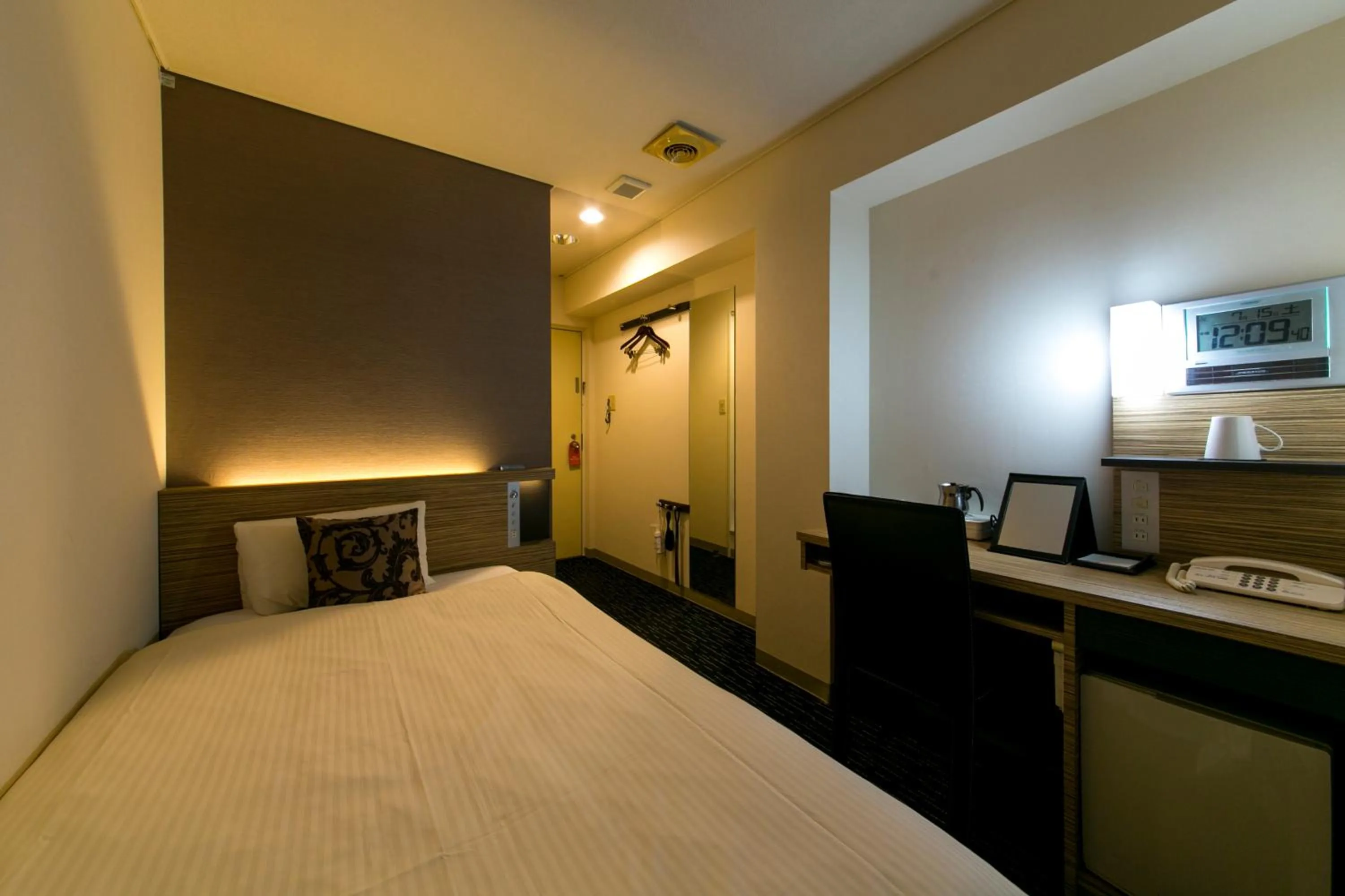 Photo of the whole room, Bed in Plaza Hotel Toyota