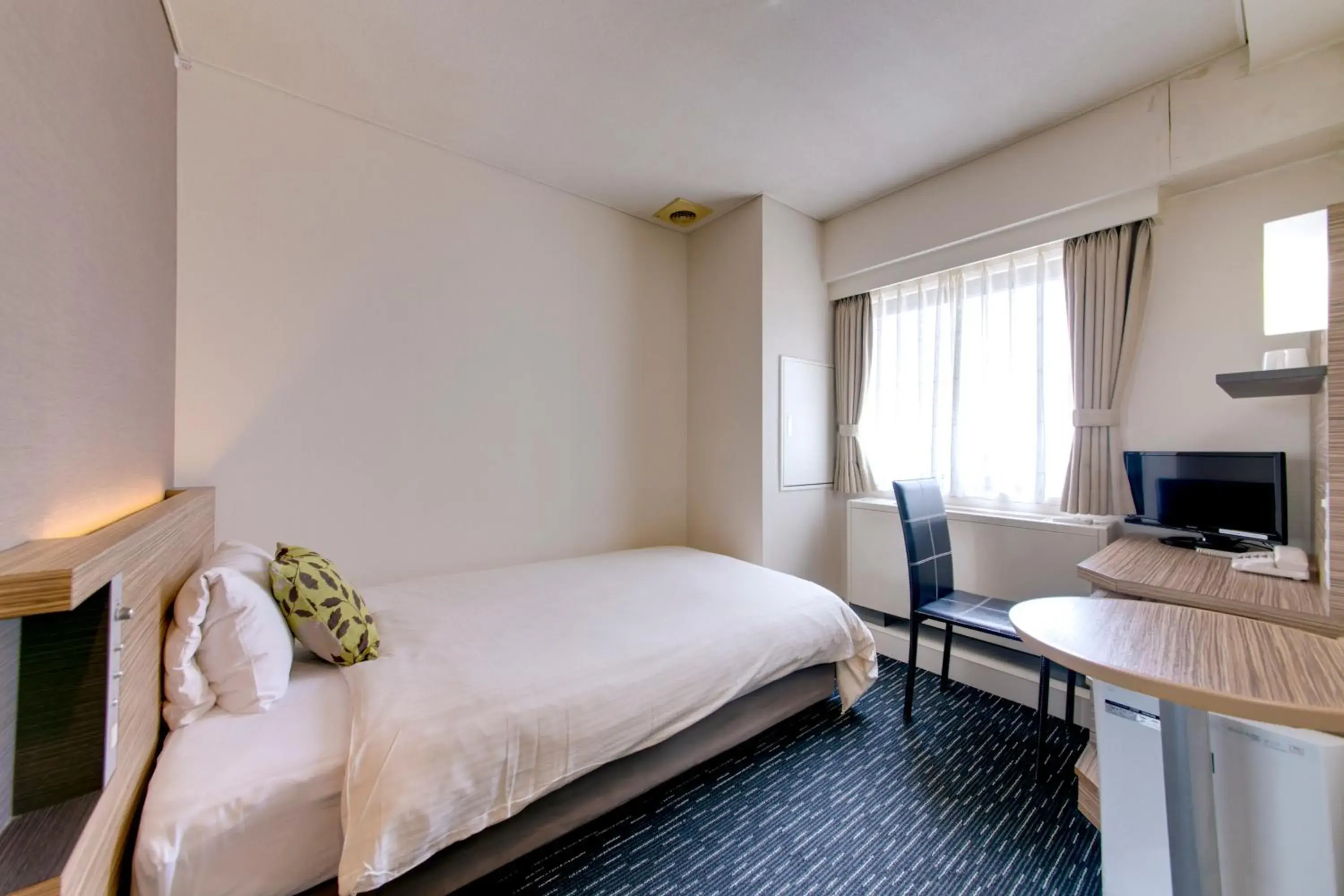 Photo of the whole room, Bed in Plaza Hotel Toyota Photo of the whole room, Bed in Plaza Hotel Toyota