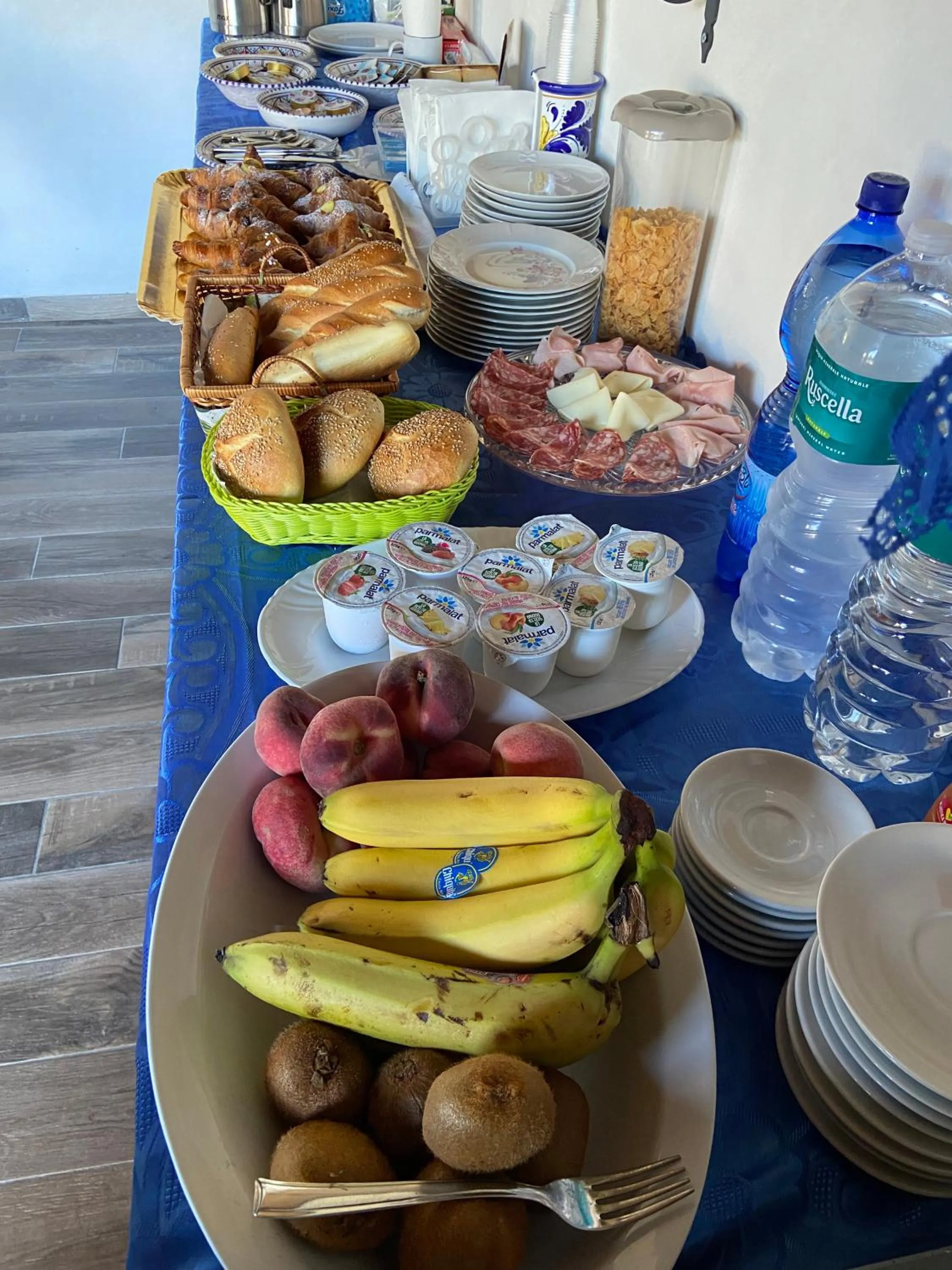 Breakfast in Cala Arenella