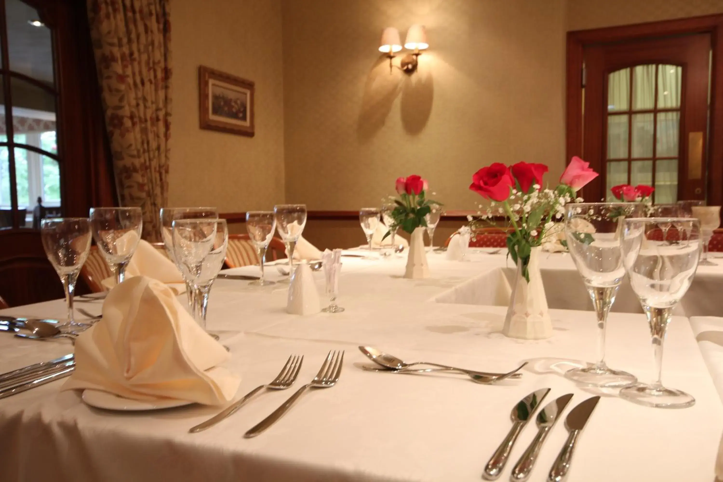 Restaurant/places to eat in Strathburn Hotel Inverurie by Compass Hospitality Restaurant/places to eat in Strathburn Hotel Inverurie by Compass Hospitality