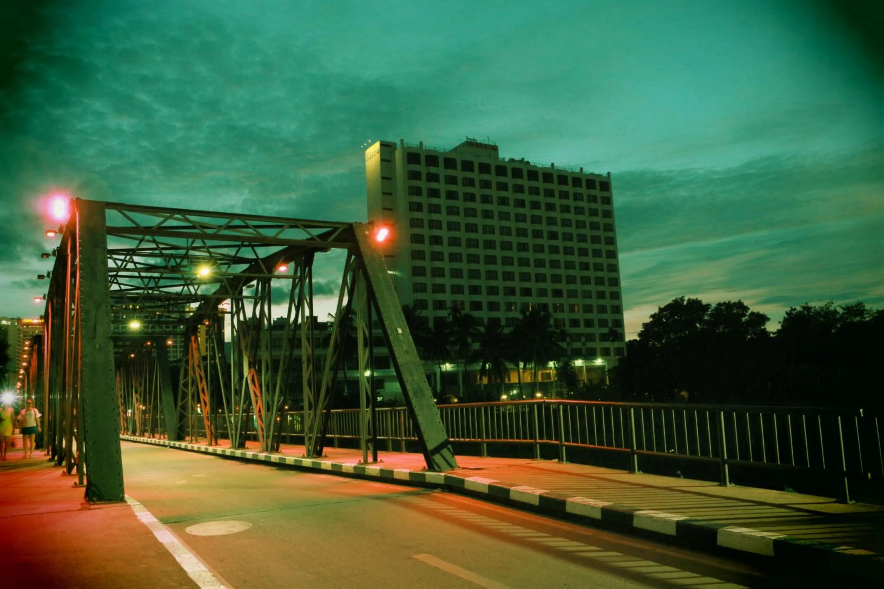 Off site in Diamond River Ping Petch-Ngam Hotel