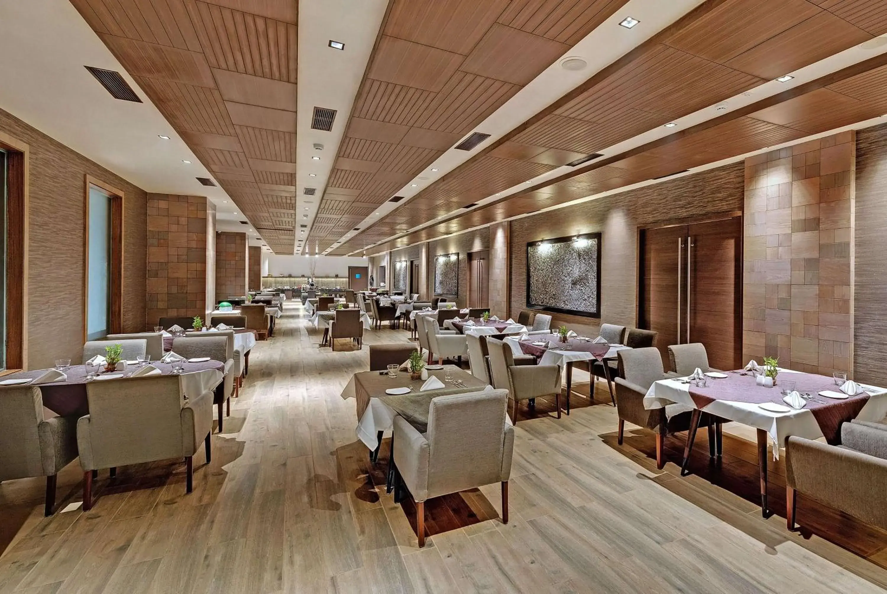Restaurant/places to eat in Wyndham Ahmedabad Shela Restaurant/places to eat in Wyndham Ahmedabad Shela