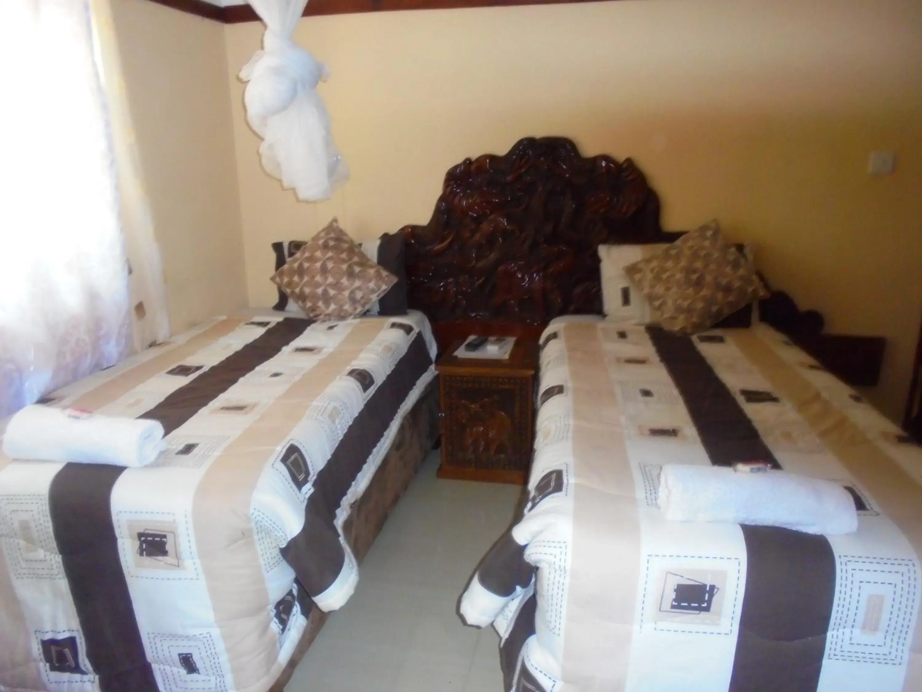 Bedroom, Bed in White Rose Lodge Bedroom, Bed in White Rose Lodge